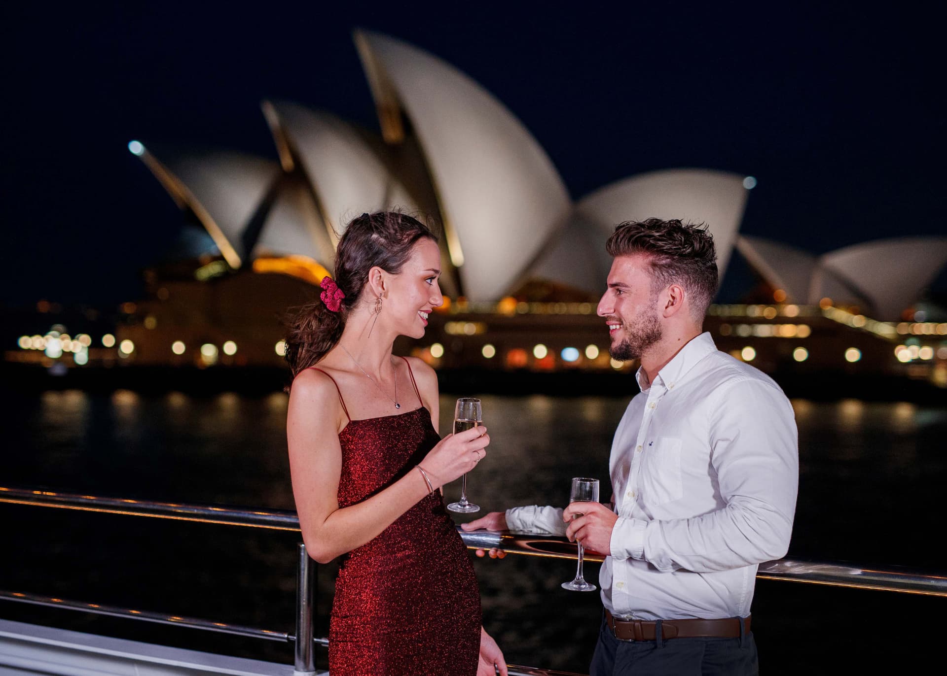 Vivid Sydney Cruise with Captain Cook Cruises Departing From Darling Harbour - სურათი 4