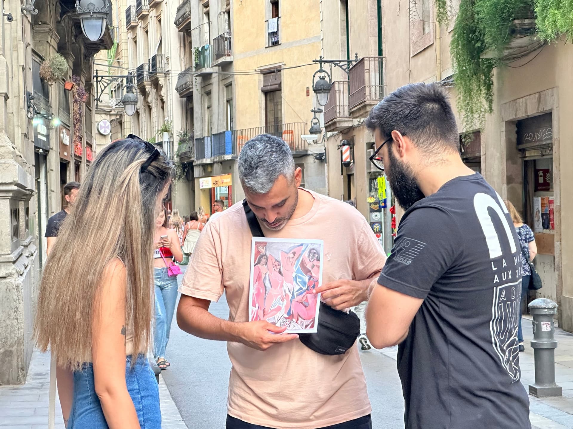 Barcelona Walking Tour with Picasso Museum Skip-the-Line Admission - სურათი 2
