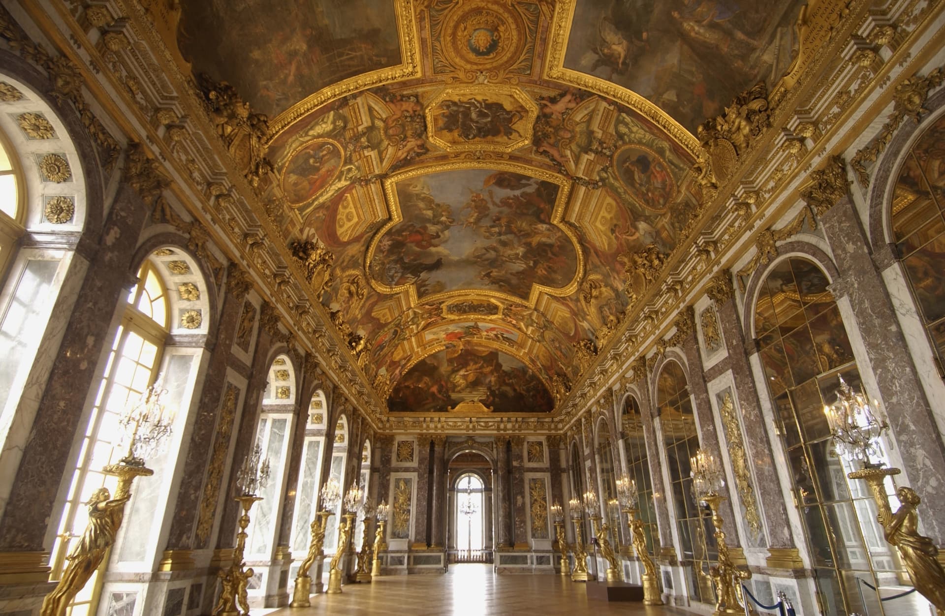 Palace of Versailles Audio-Guided Tour with Round Trip Transfers from Paris - მთავარი სურათი