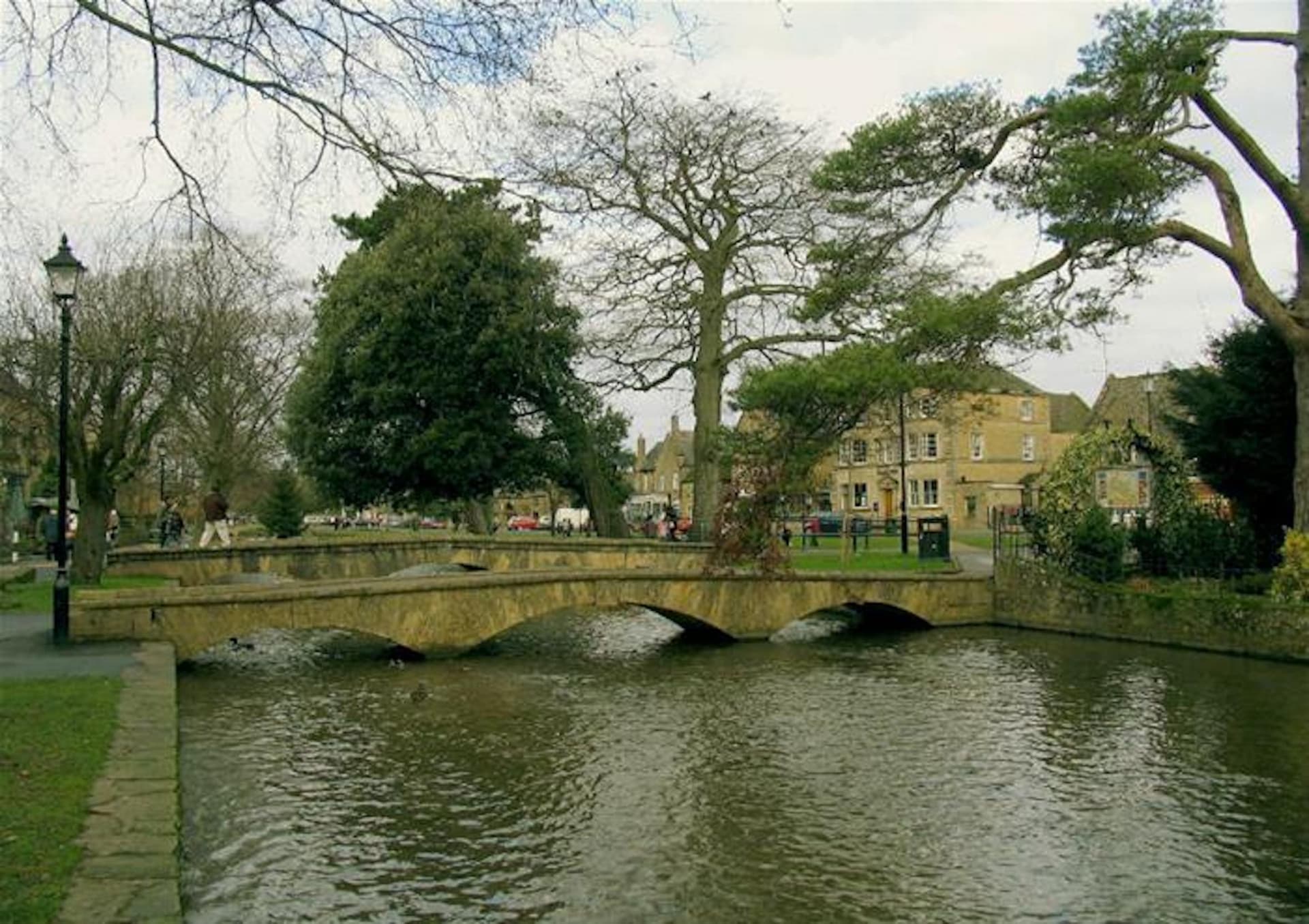 Shakespeare's Stratford and the Cotswolds Tour from London - სურათი 3
