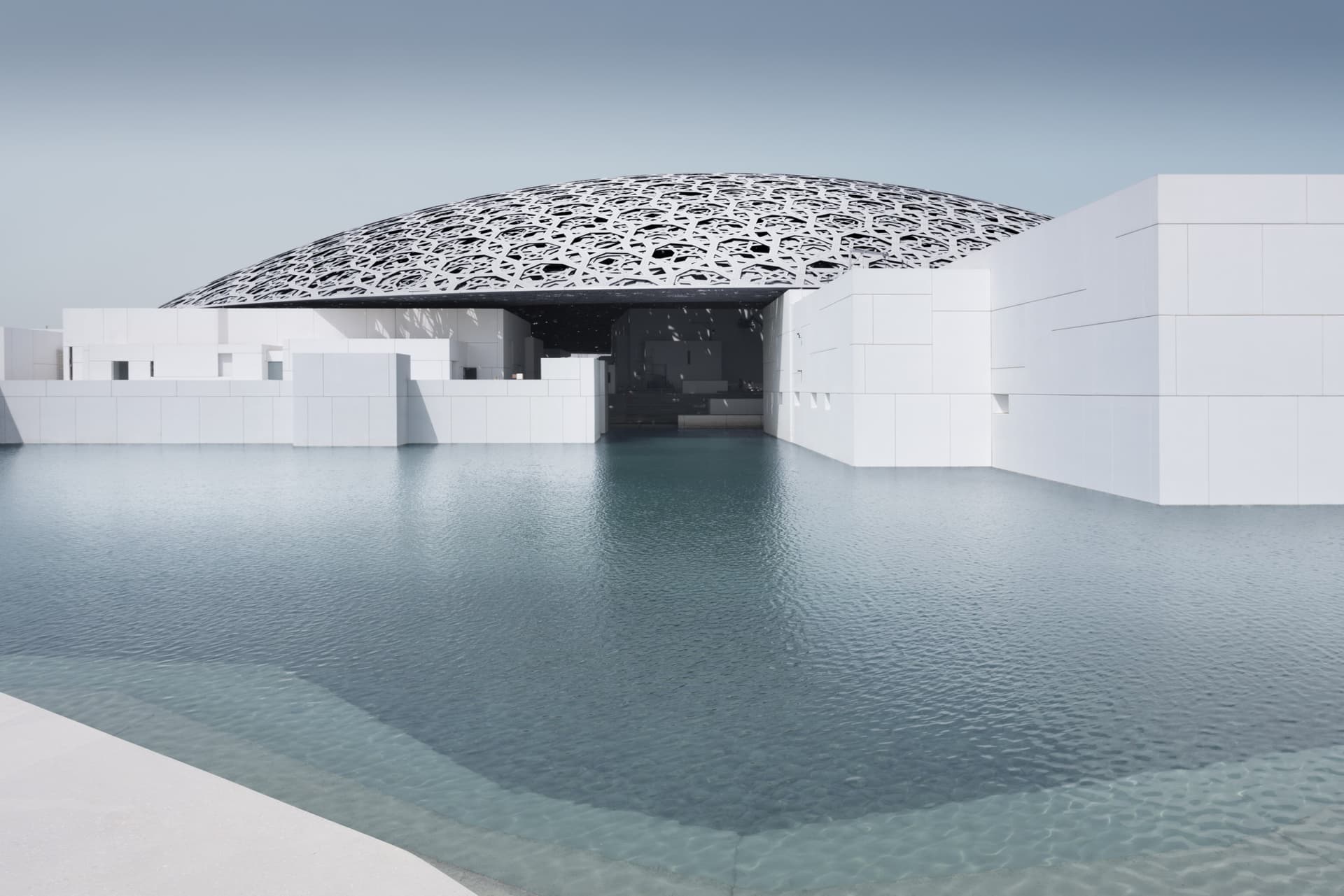 COMBO: The National Aquarium + Louvre Abu Dhabi Tickets - სურათი 7