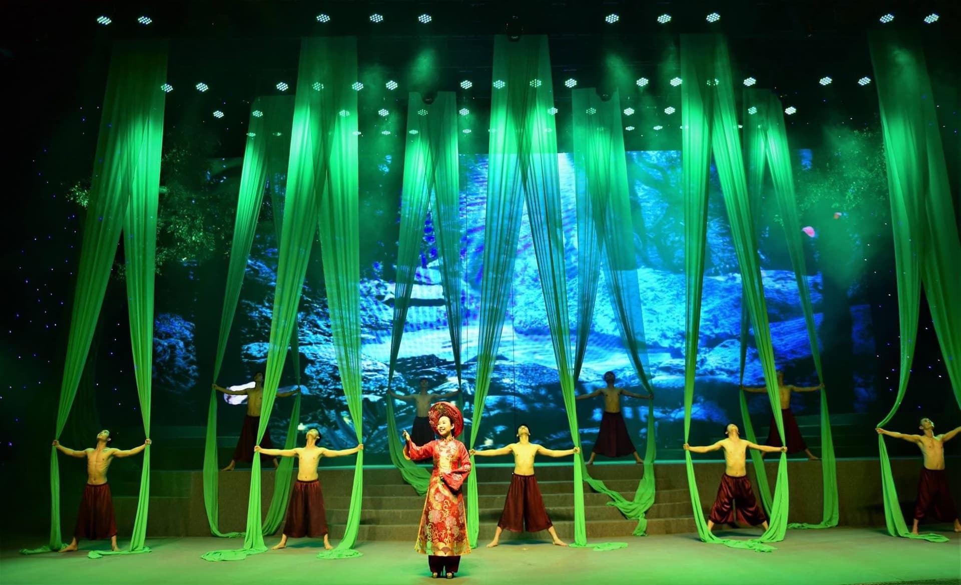 Charming Danang Show Ticket - სურათი 6