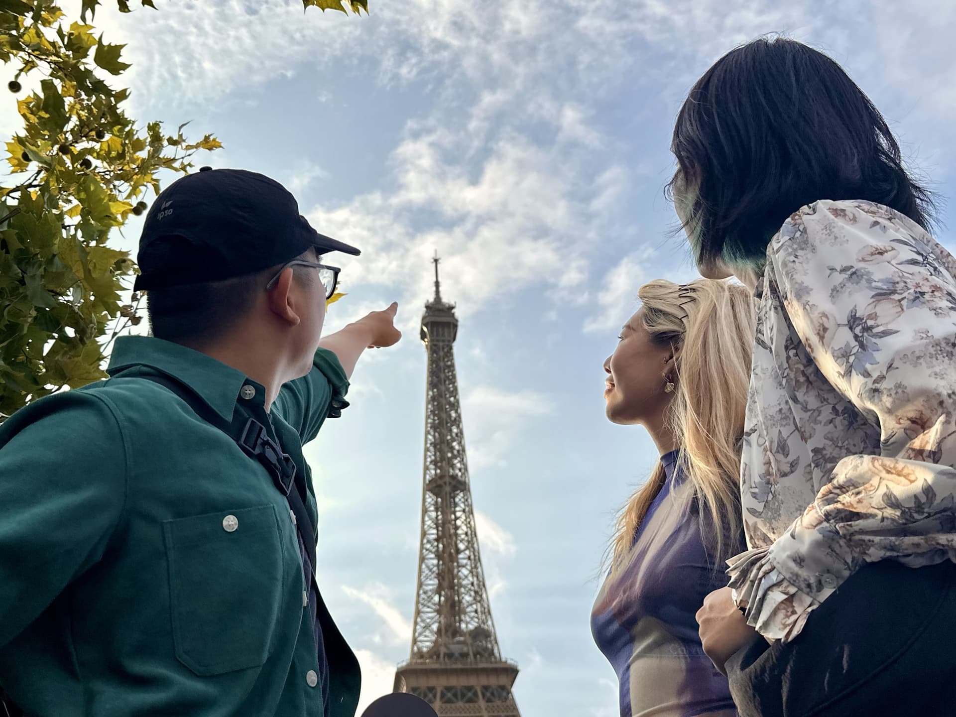Eiffel Tower Guided Tour With Summit Entry + Seine River Cruise - სურათი 5