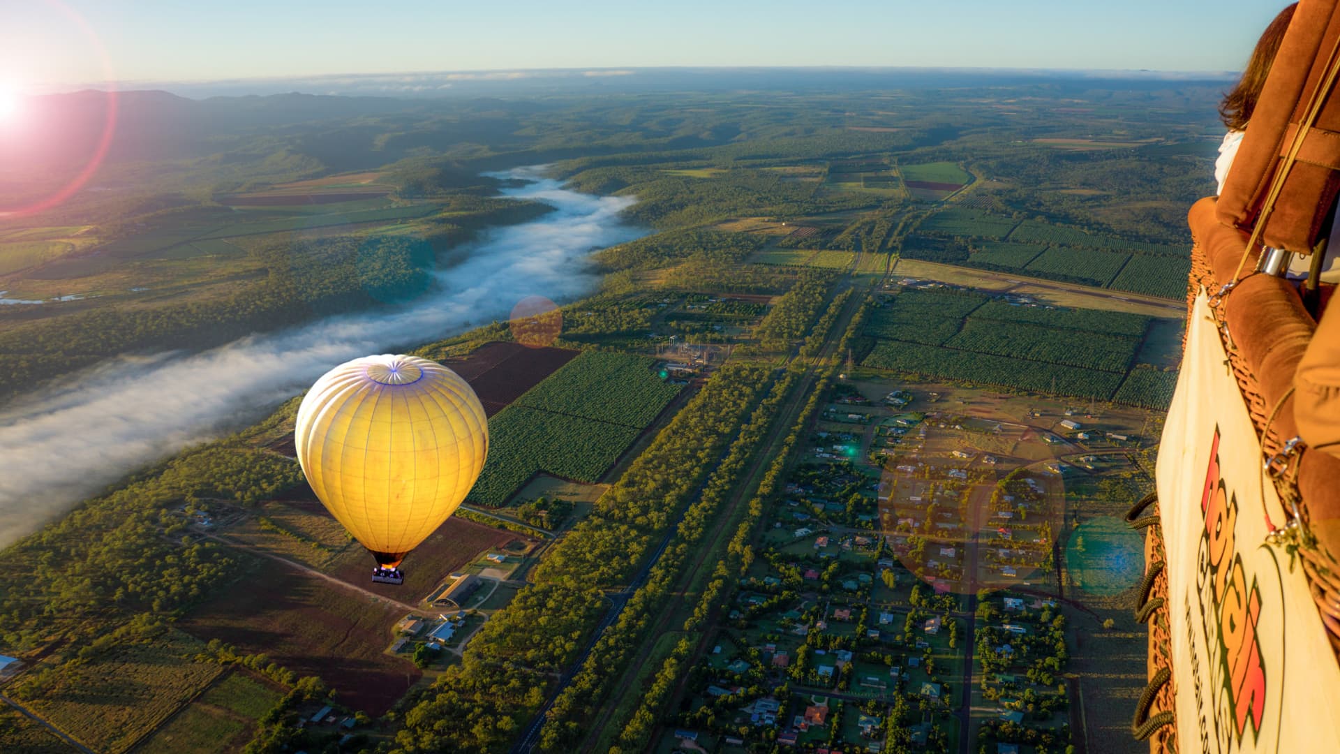 Cairns Hot Air Balloon Flight with Sparkling Wine and Optional Round Trip Transfer - სურათი 4