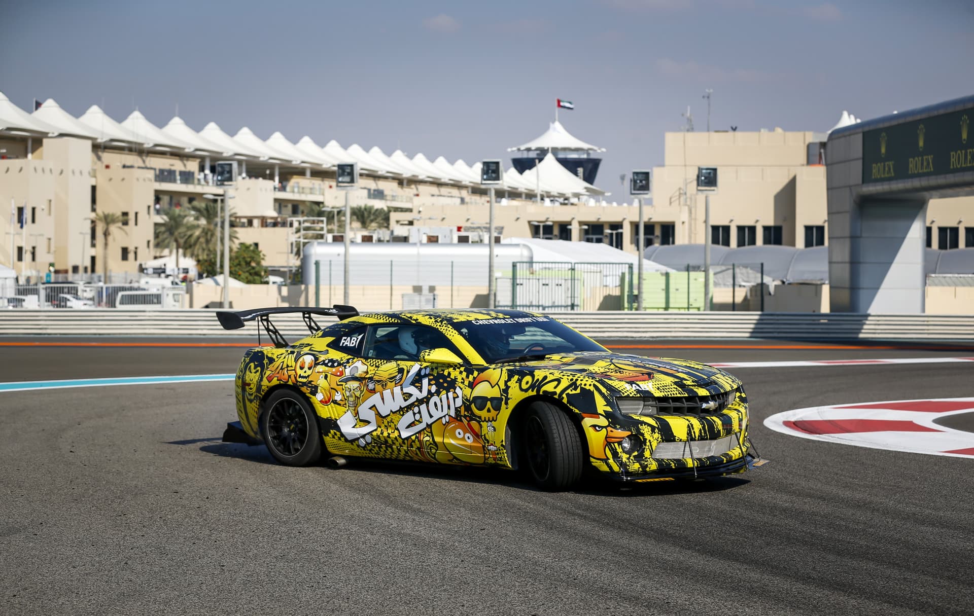 Yas Marina Circuit Chevrolet Drift Taxi Passenger Experience - სურათი 5