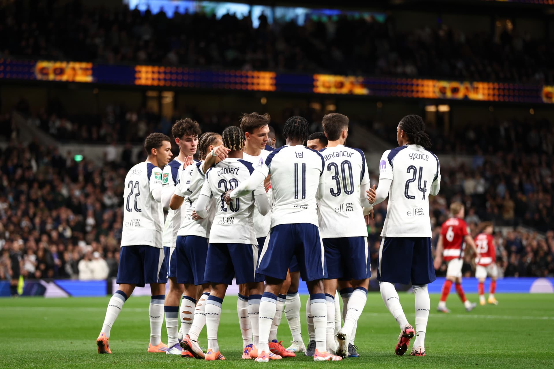 Premier League Football - Tottenham Hotspur FC Match Ticket at Tottenham Hotspur Stadium - სურათი 12