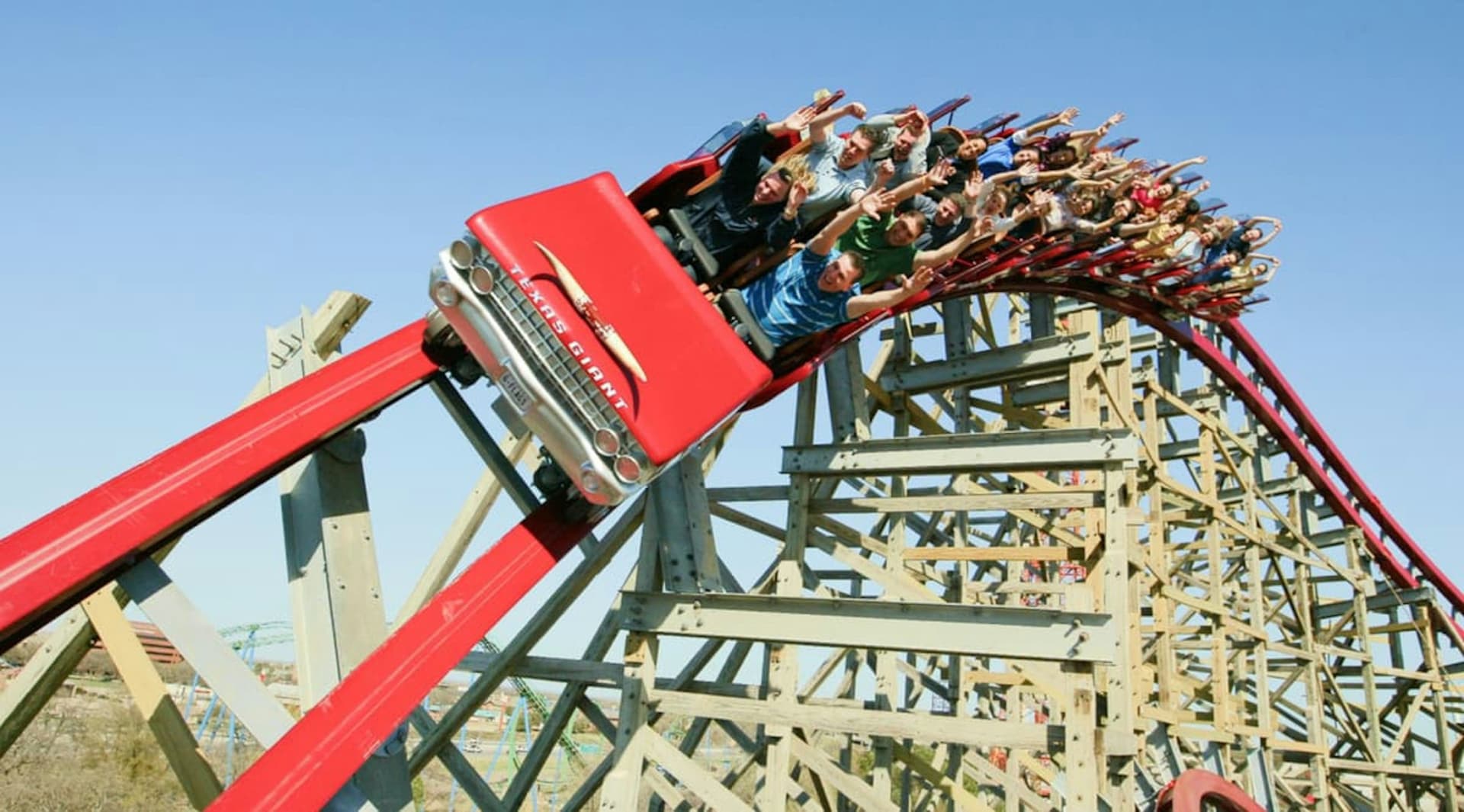 Six Flags Over Texas Ticket - მთავარი სურათი