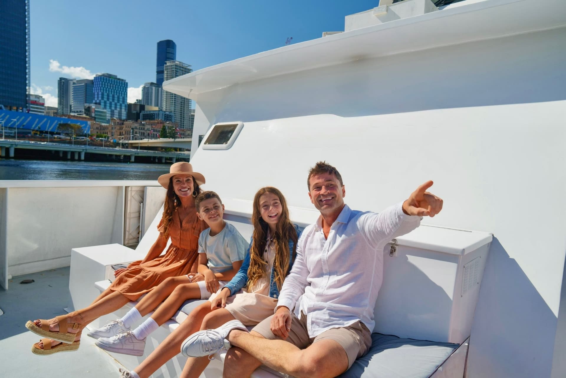 Lone Pine Koala Sanctuary Entry Ticket with Cruise from Brisbane City - სურათი 5