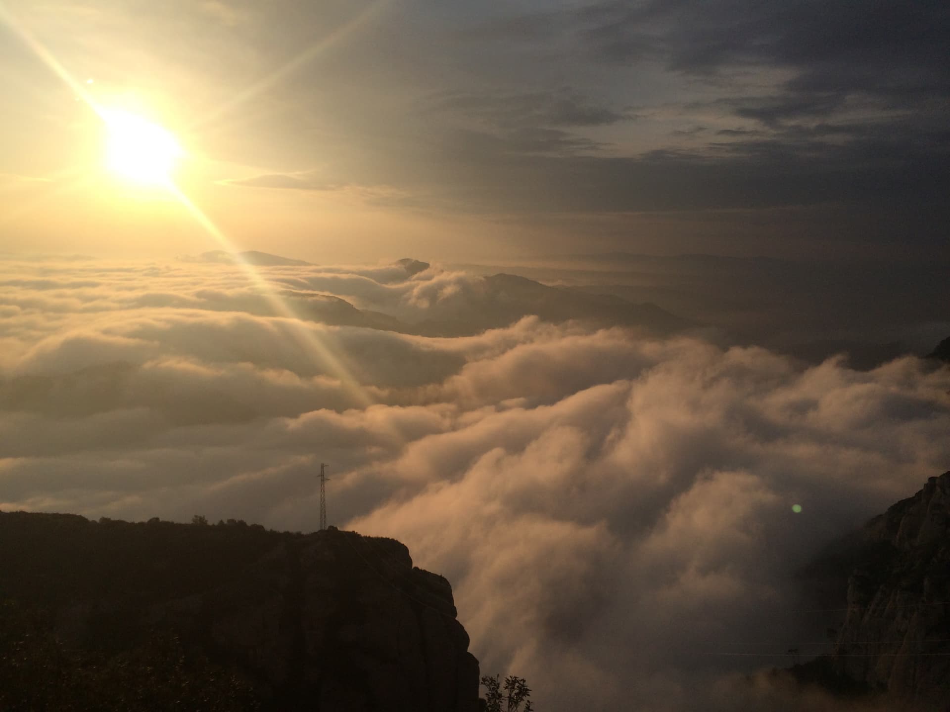 Montserrat Sunrise Tour from Barcelona - სურათი 4