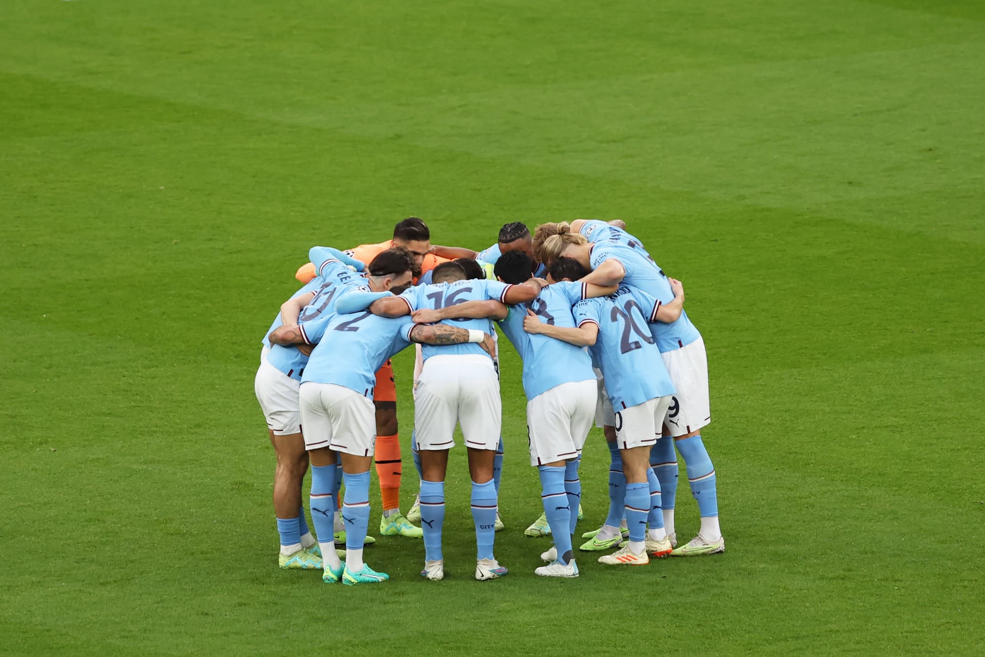 Premier League Football - Manchester City FC Match Ticket at Etihad Stadium - მთავარი სურათი