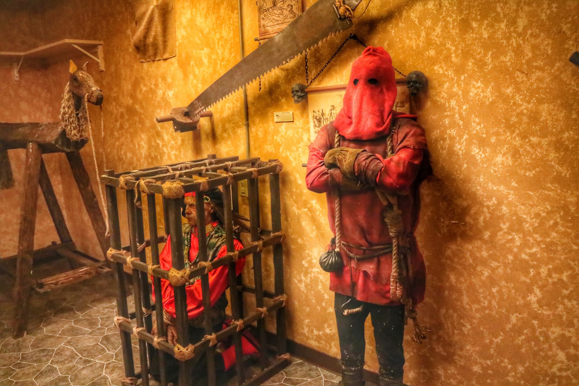 St. Augustine Medieval Torture Museum - სურათი 6