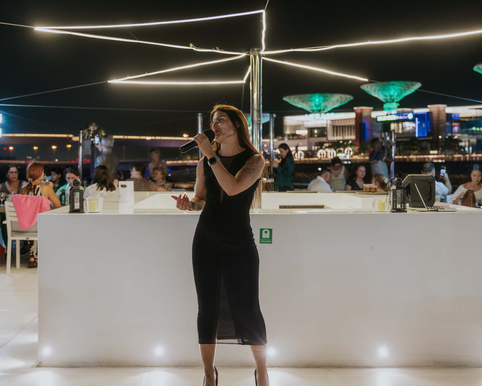 Alexandra Sea Lounge Dinner Cruise in Dubai Marina - სურათი 6