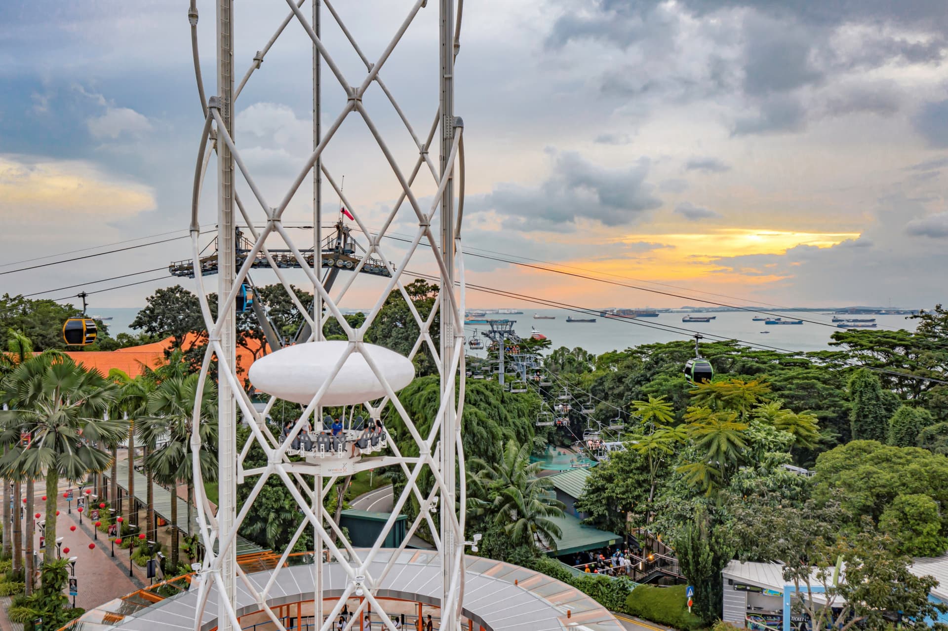 SkyHelix Sentosa Ticket - Singapore's Highest Open-Air Panoramic Ride - სურათი 6