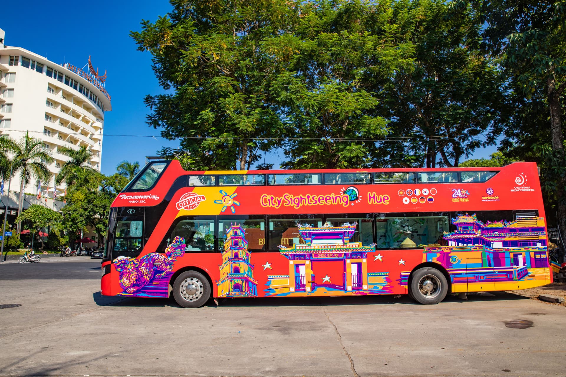 City Sightseeing Hue Hop-on Hop-off Bus Tour - სურათი 10