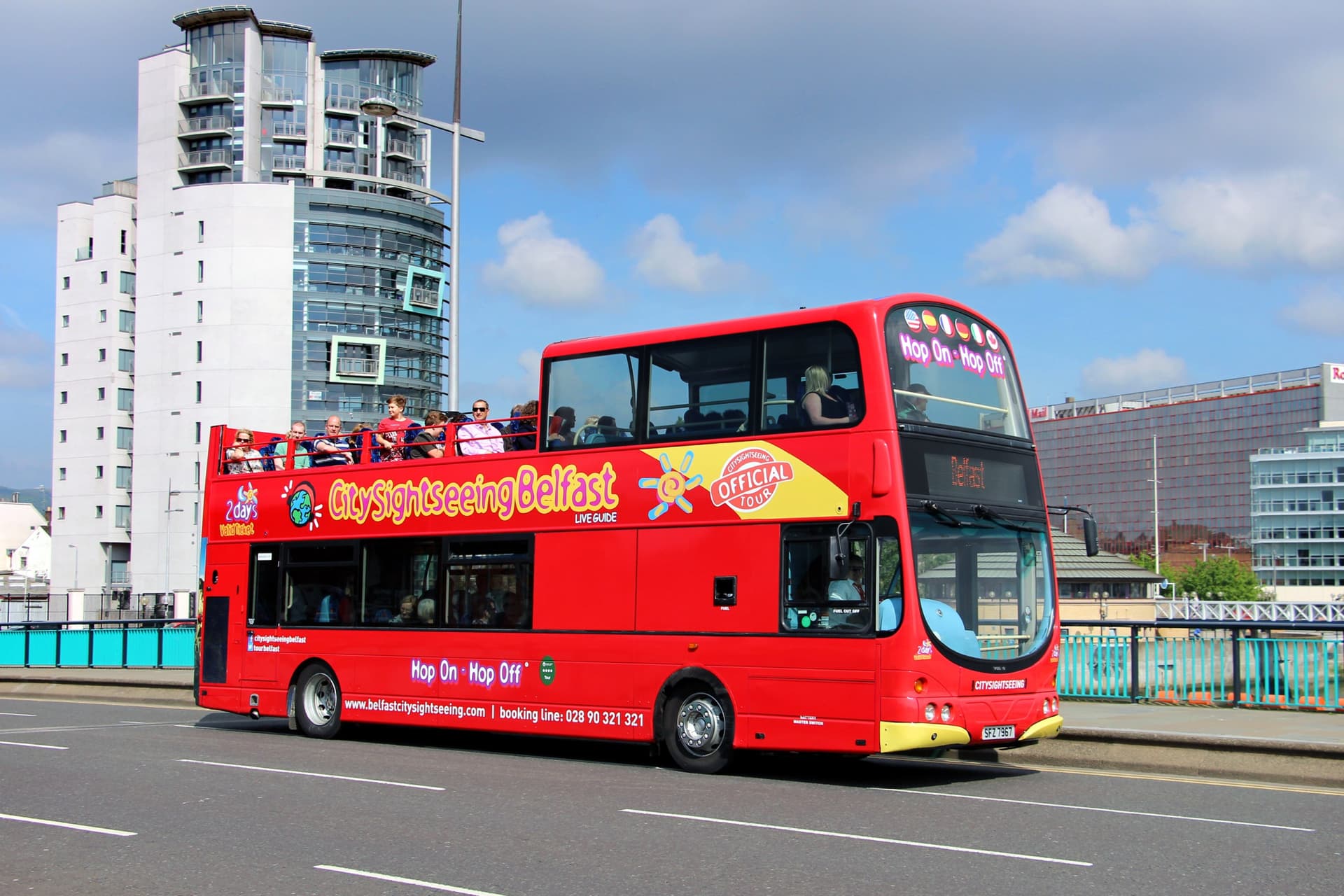 City Sightseeing Belfast Hop-on Hop-off Bus Tour - სურათი 3