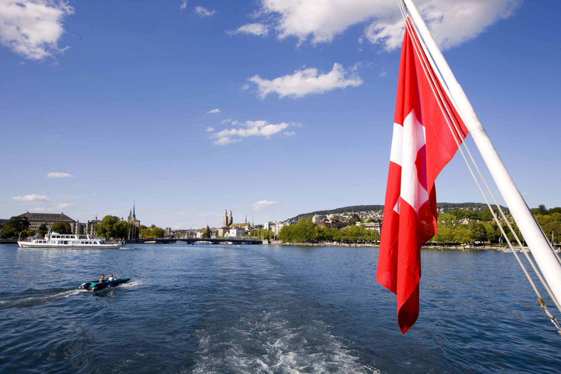 Zurich City Tour with Cruise and Lindt Home of Chocolate - სურათი 4
