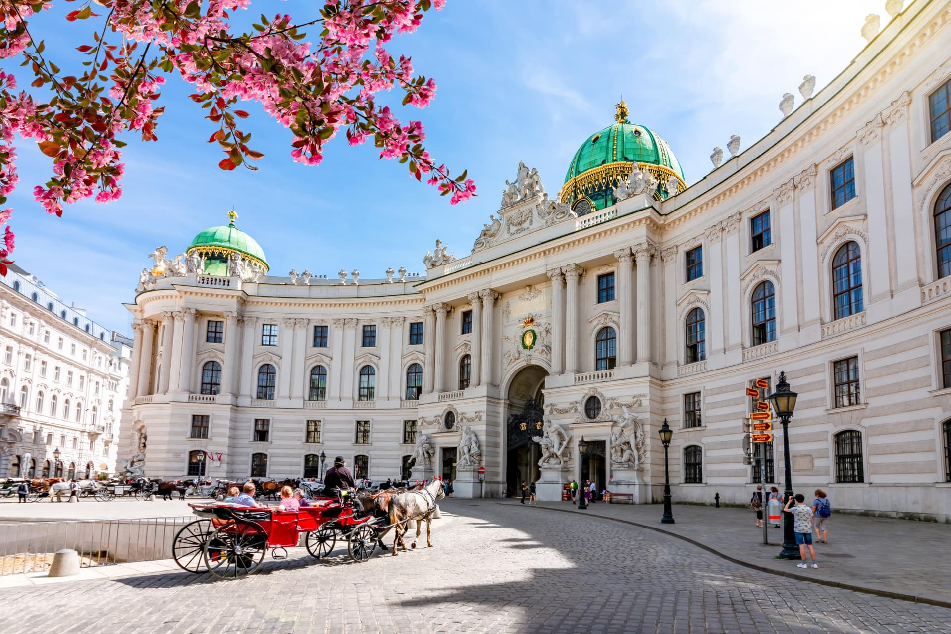 Hofburg Palace, Gardens, and Sisi Museum Skip-the-Line Guided Tour - სურათი 2