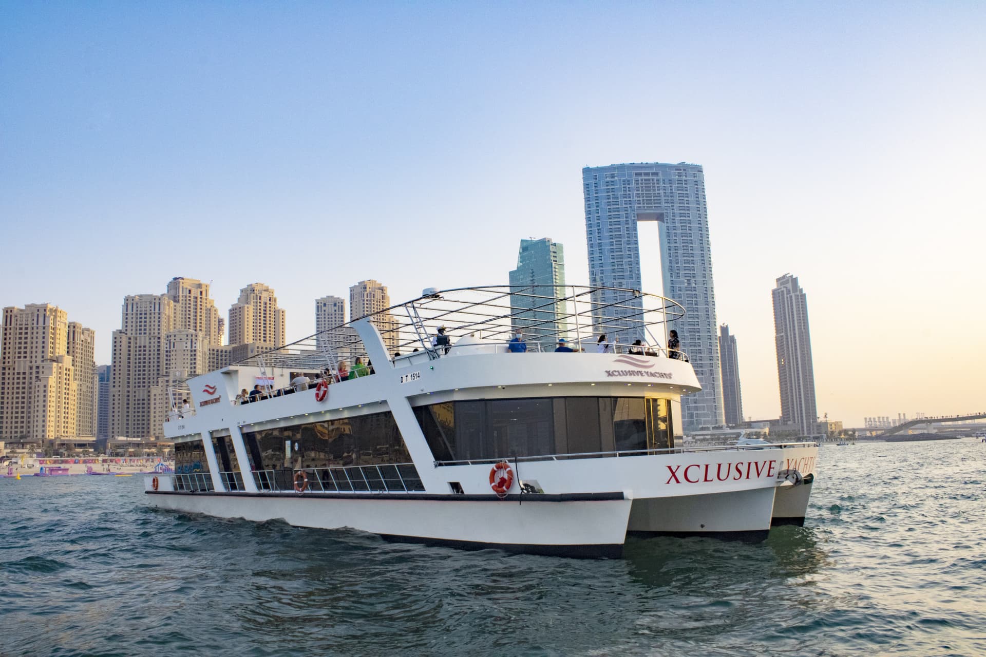 Dubai Marina Sunset or Dinner Cruise with Live Music - სურათი 7