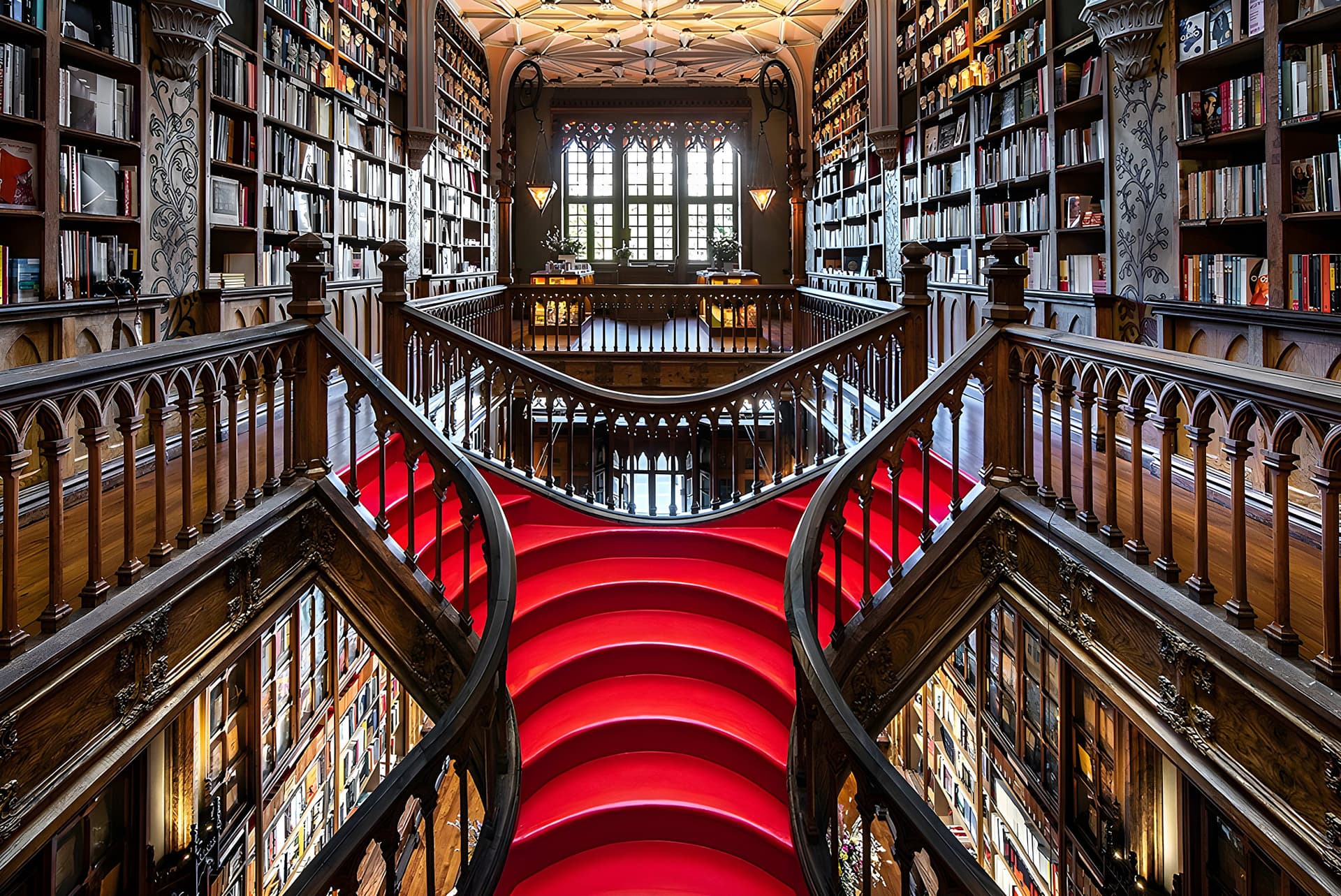 Livraria Lello Porto & Fundação Livraria Lello Ticket - სურათი 5