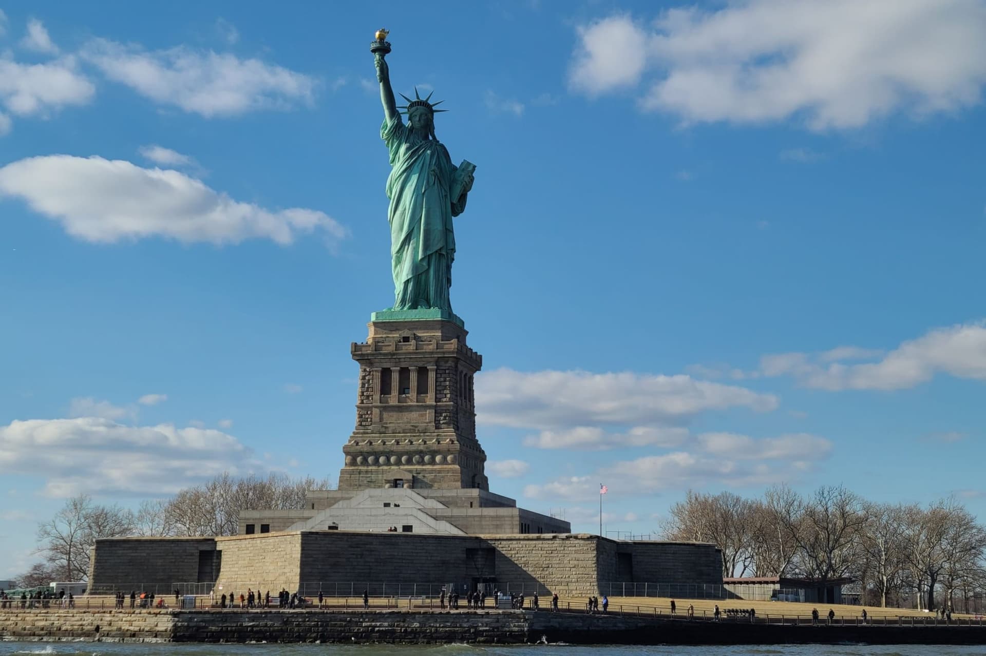 NYC: 9/11 Memorial Museum & Statue of Liberty Cruise - სურათი 18