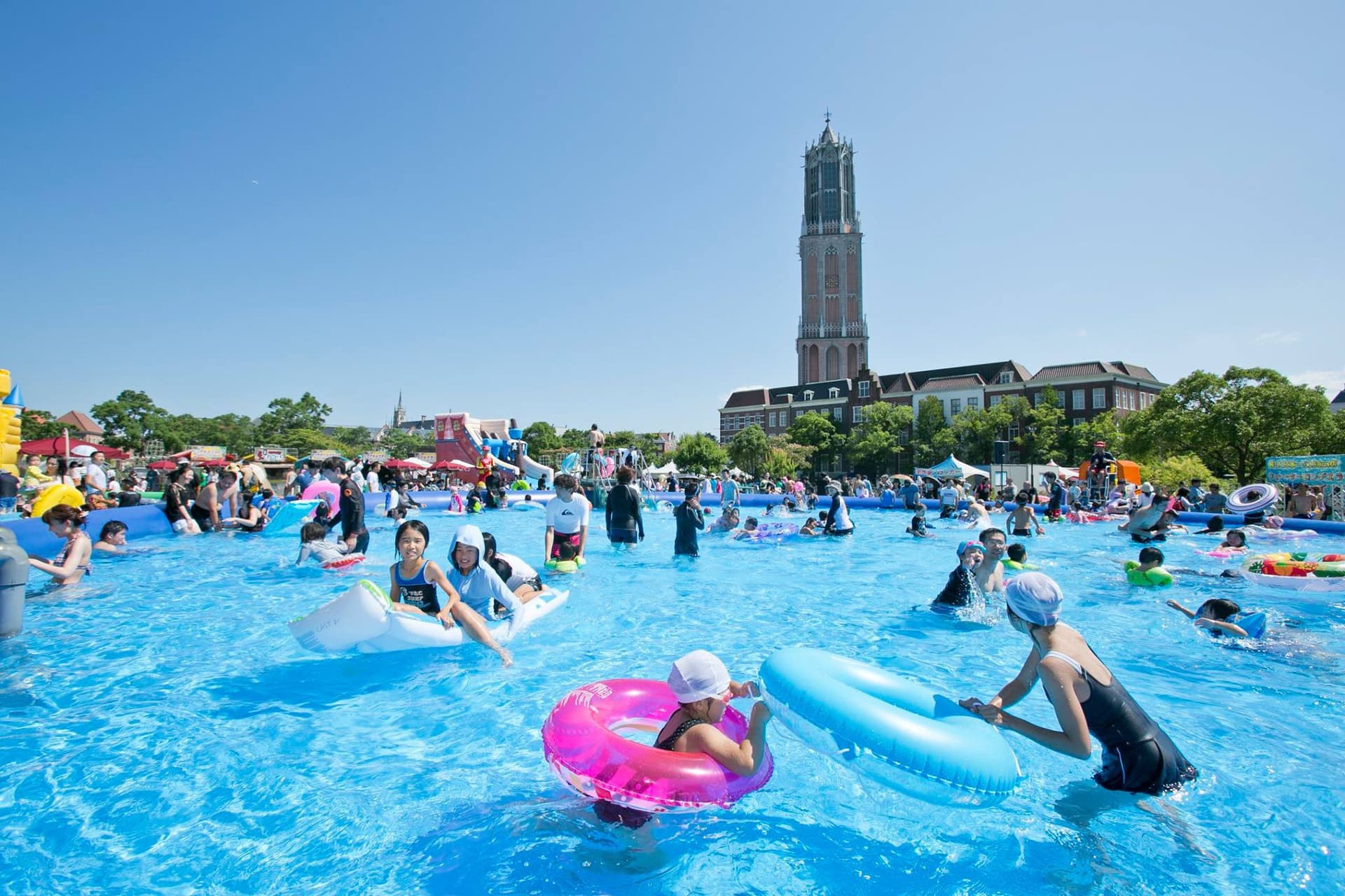 Huis Ten Bosch Theme Park - სურათი 10