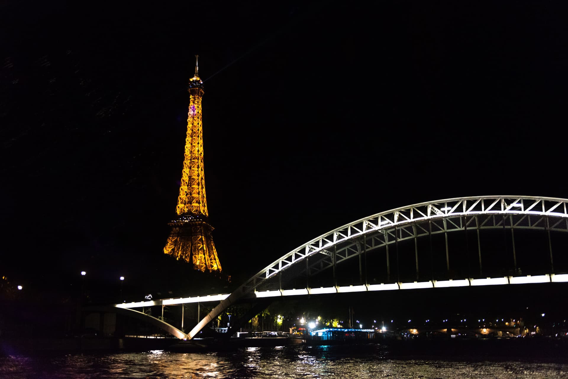 Moulin Rouge Cabaret Show with Drop-off Service and Seine River Cruise - სურათი 7