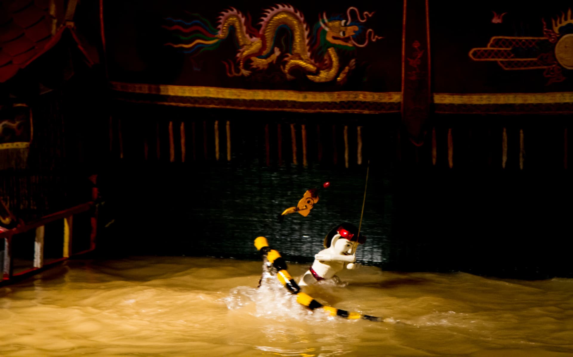 Traditional Vietnamese Water Puppet Show with Dinner in Ho Chi Minh - სურათი 16