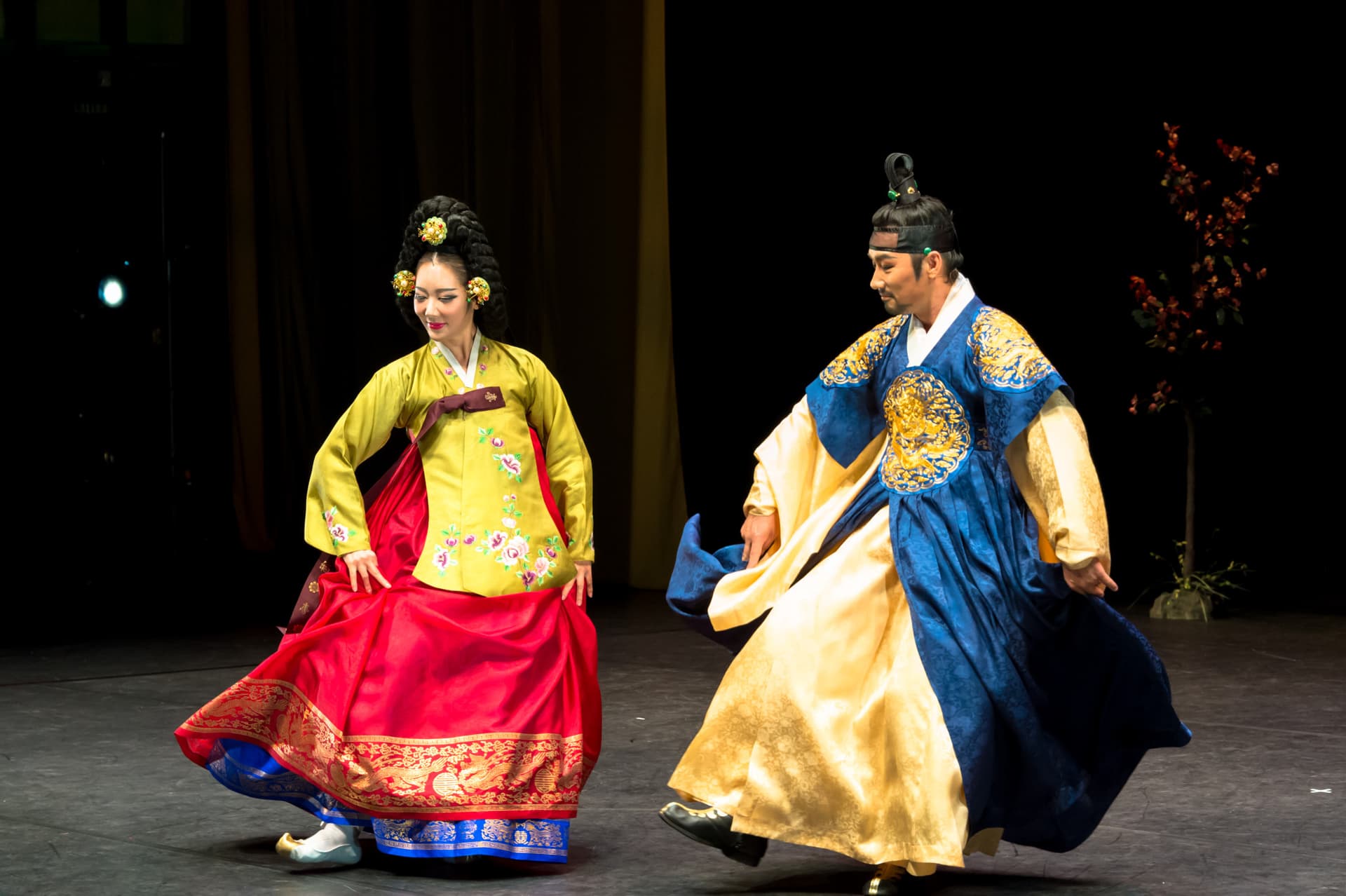 Saturday Gugak Concert (Korean Traditional Music and Dance Performance) - სურათი 4