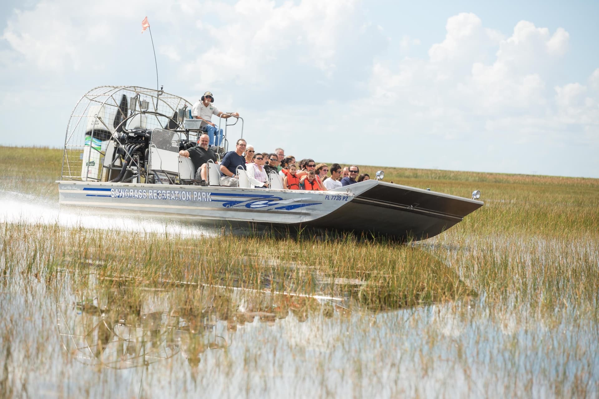 Miami Full-Day Combo: 75 min cruise + Everglades Airboat Tour + Double Decker Bus - მთავარი სურათი