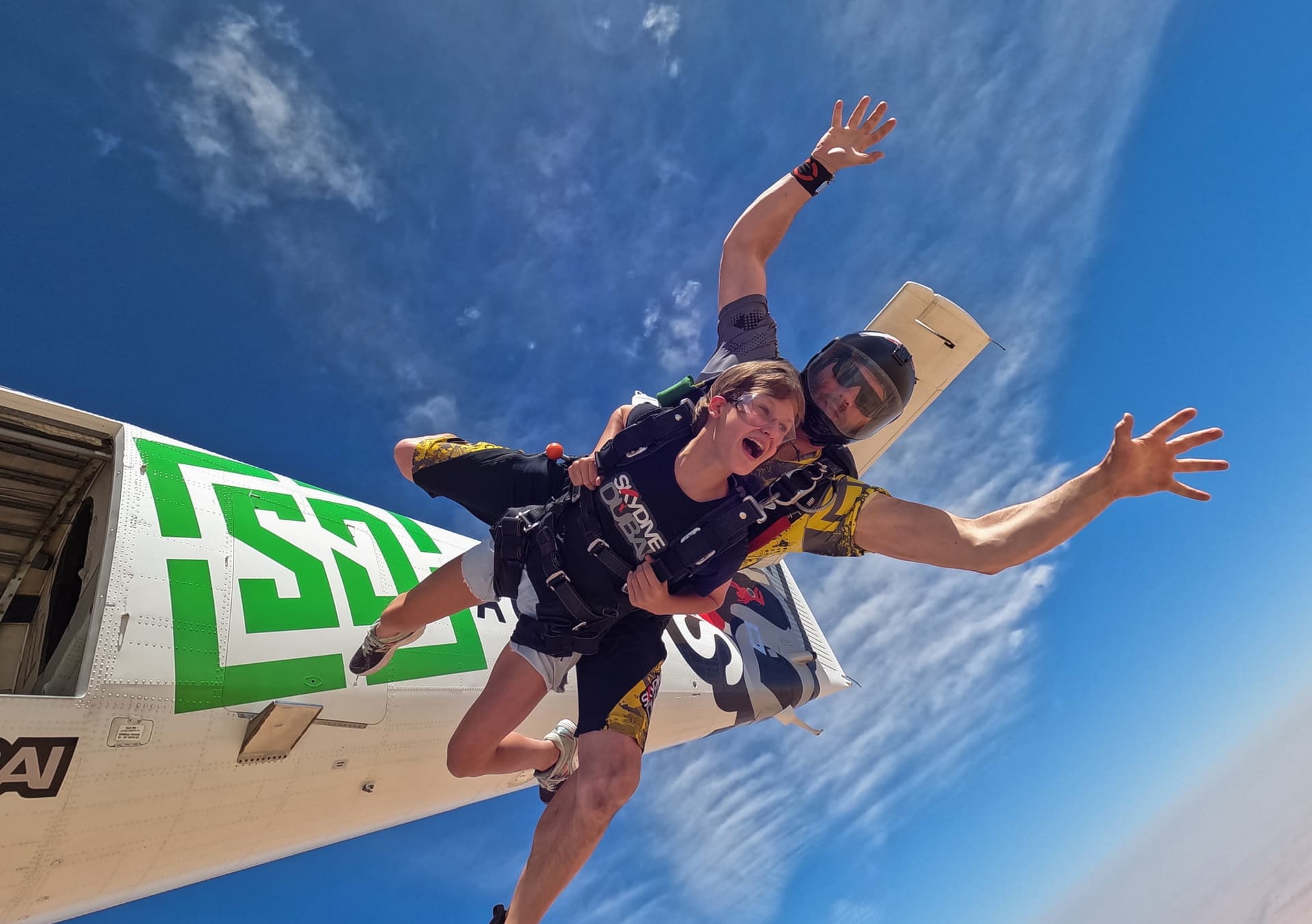 Skydive Dubai Tandem Skydiving Experience - სურათი 9