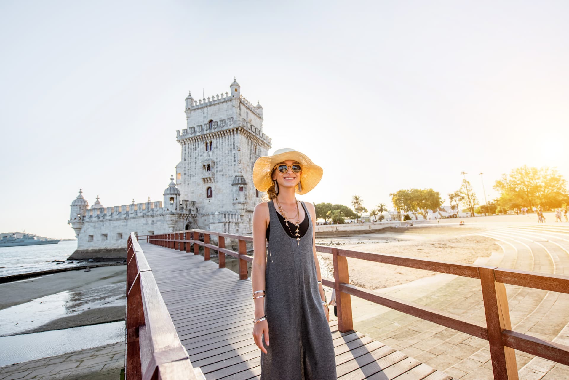 Lisbon Hop-on Hop-off Bus Tour - სურათი 13