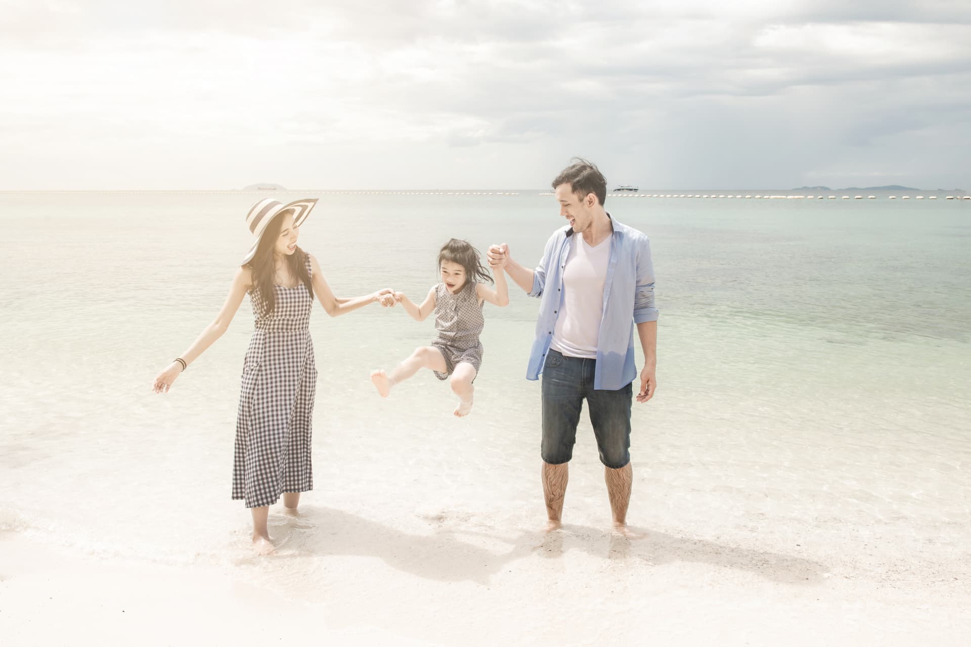 Professional Photo Shoot in Phuket - მთავარი სურათი