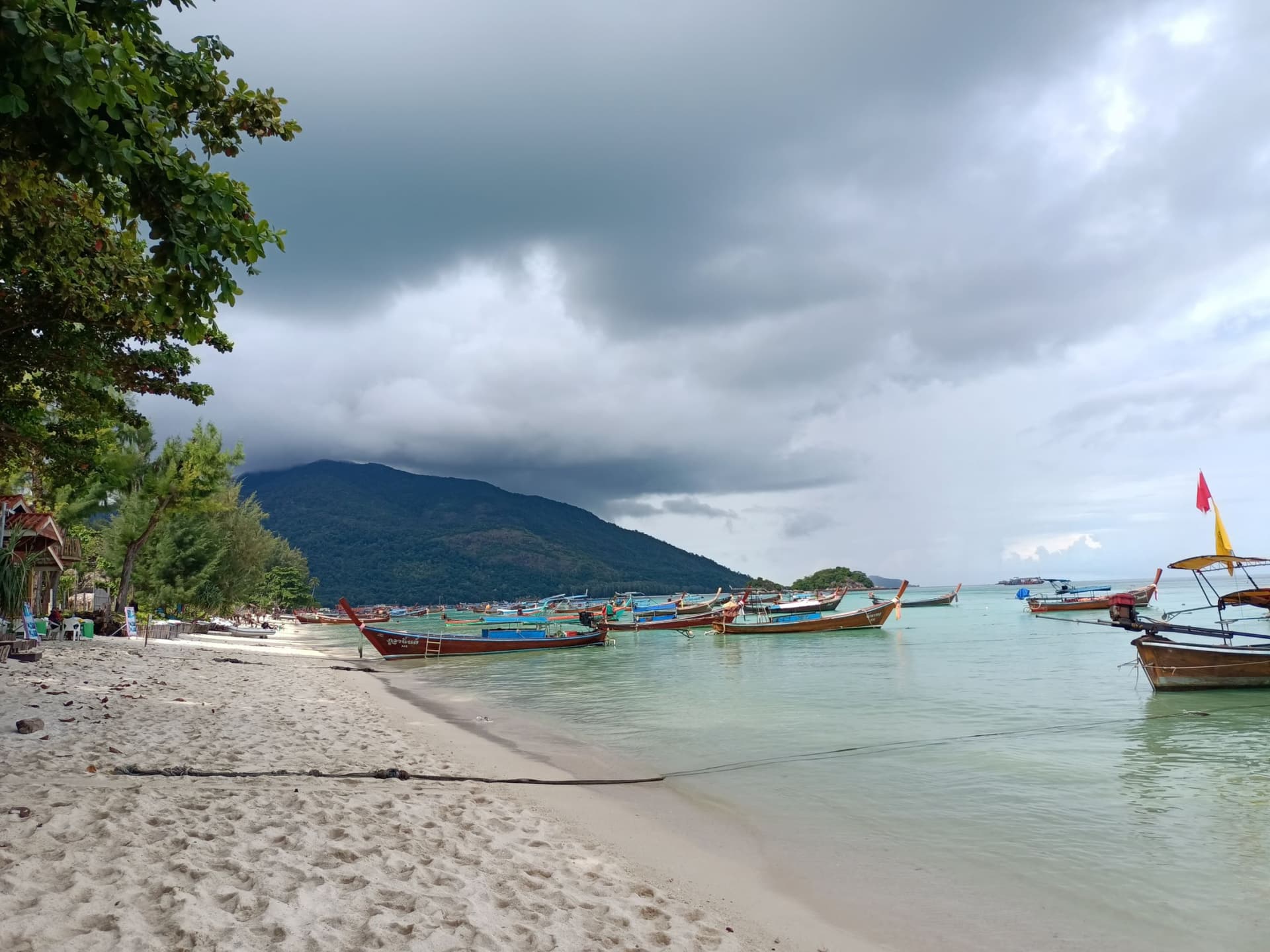 Ferry Ticket between Koh Lipe and Telaga Harbour Langkawi - სურათი 9