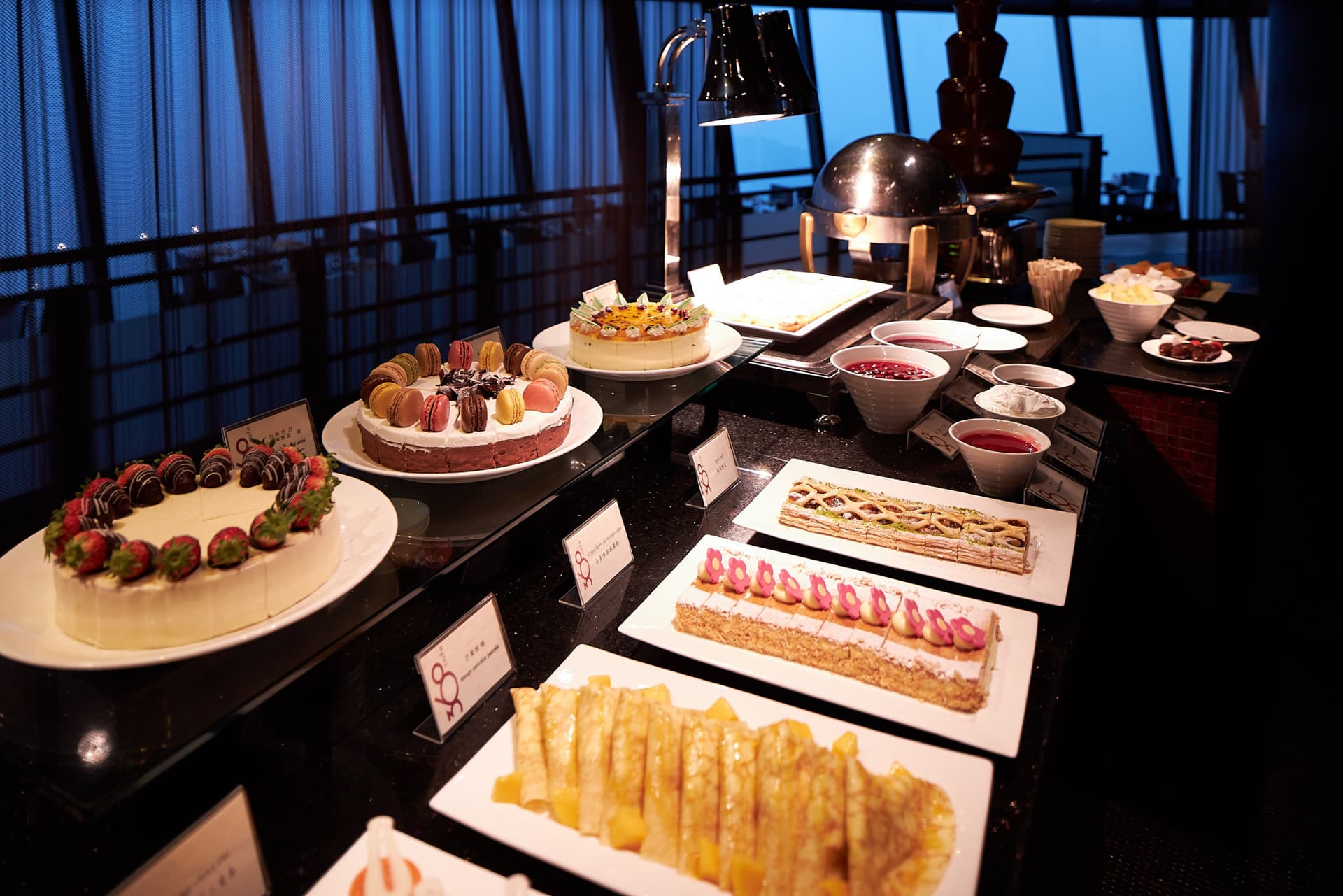 Macau Tower: 360 Cafe - სურათი 8