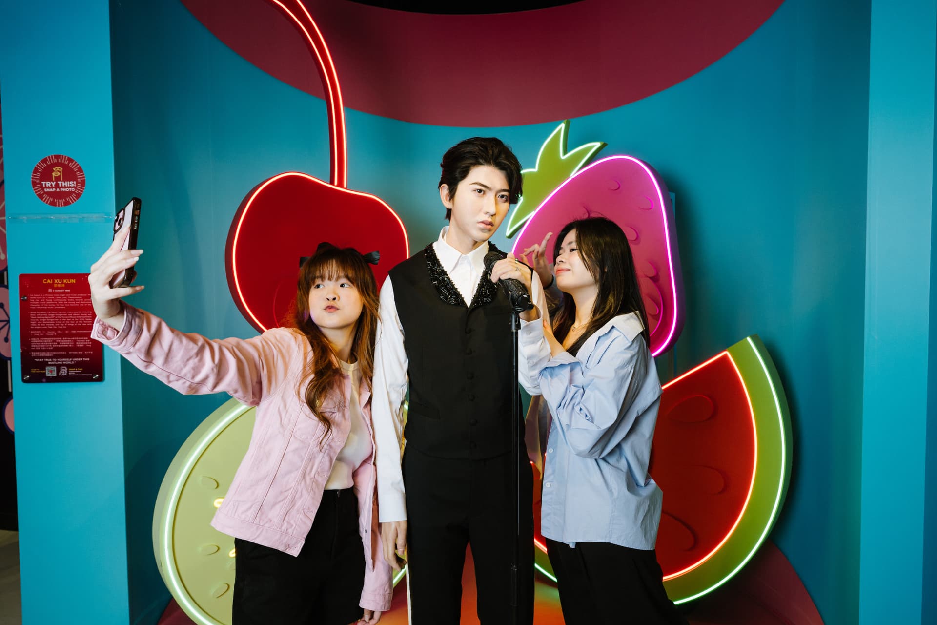COMBO: Madame Tussauds Singapore + Skyline Luge Singapore Ticket - სურათი 13
