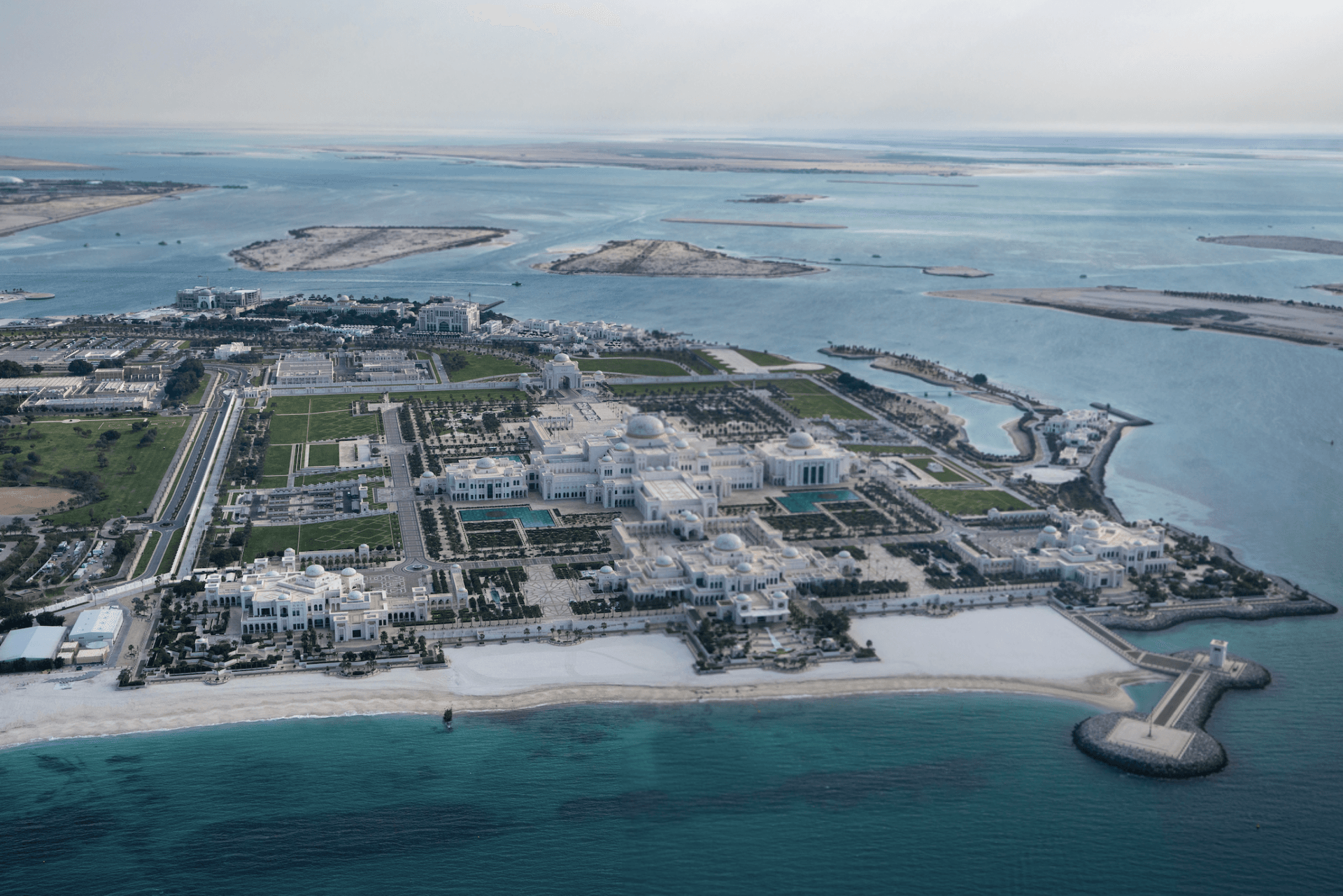 Abu Dhabi Helicopter Tour - სურათი 9