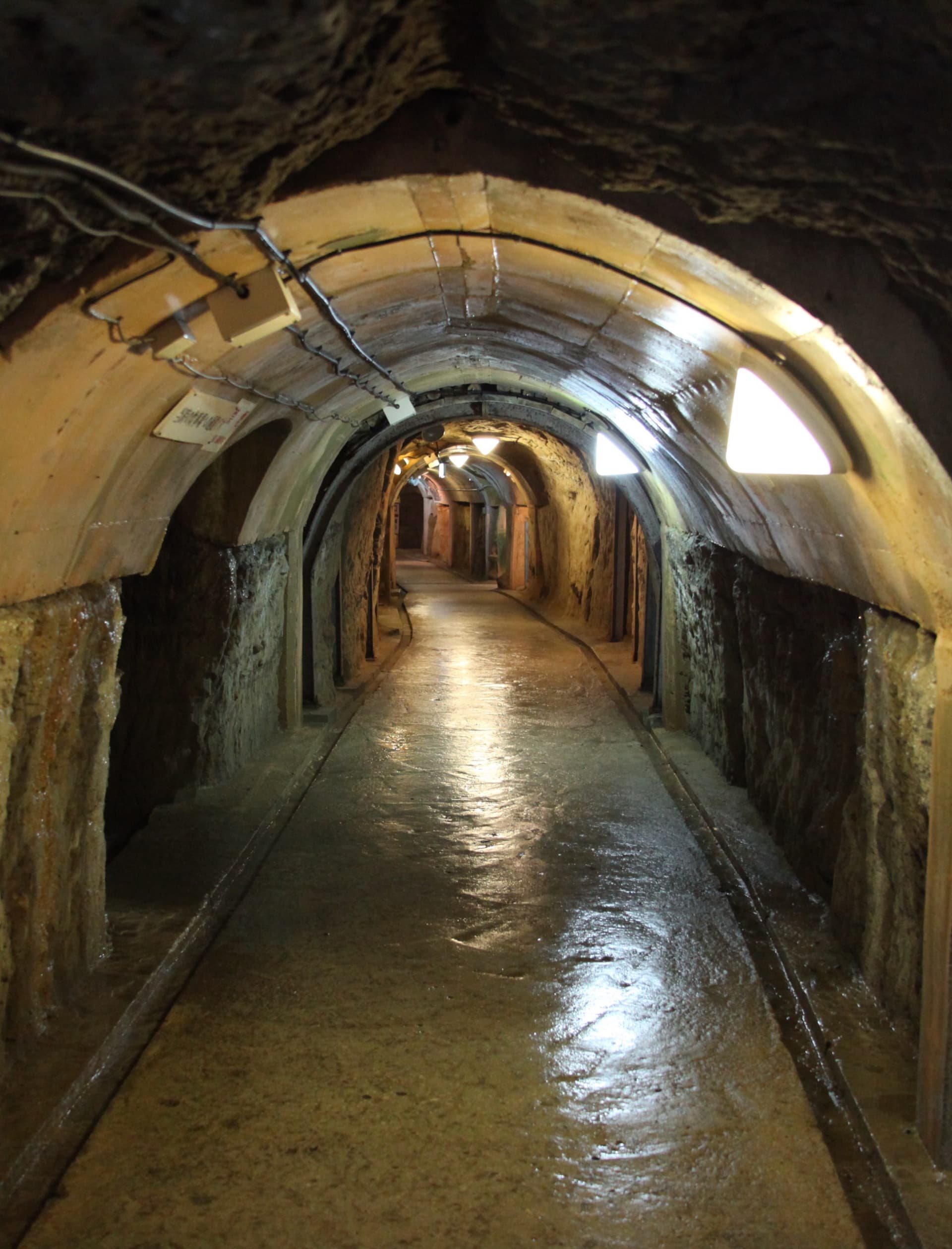 Okinawa The Former Japanese Naval Underground Headquarter - სურათი 7