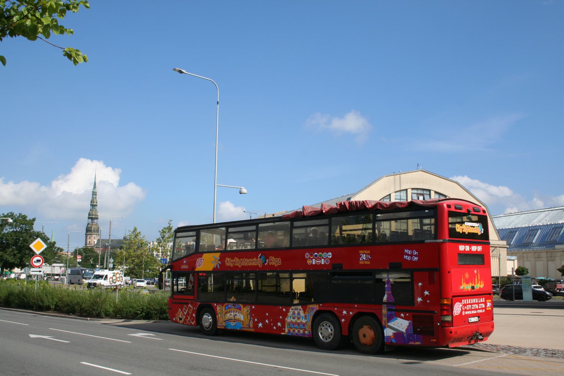 City Sightseeing Riga Hop-on Hop-off Bus Tour - სურათი 2