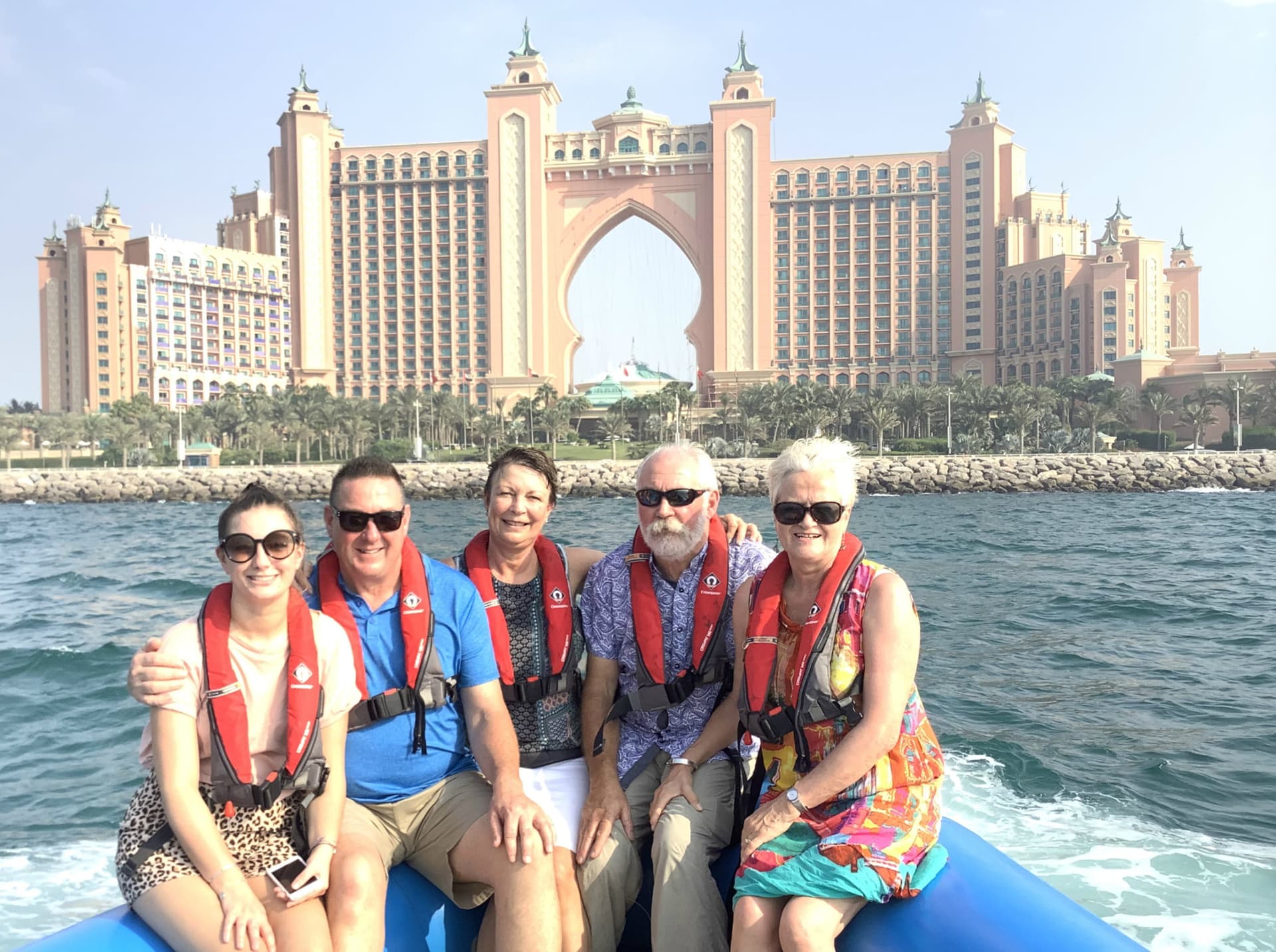 Sightseeing Speedboat Tour: Burj Al Arab, Jumeirah, and Atlantis - მთავარი სურათი