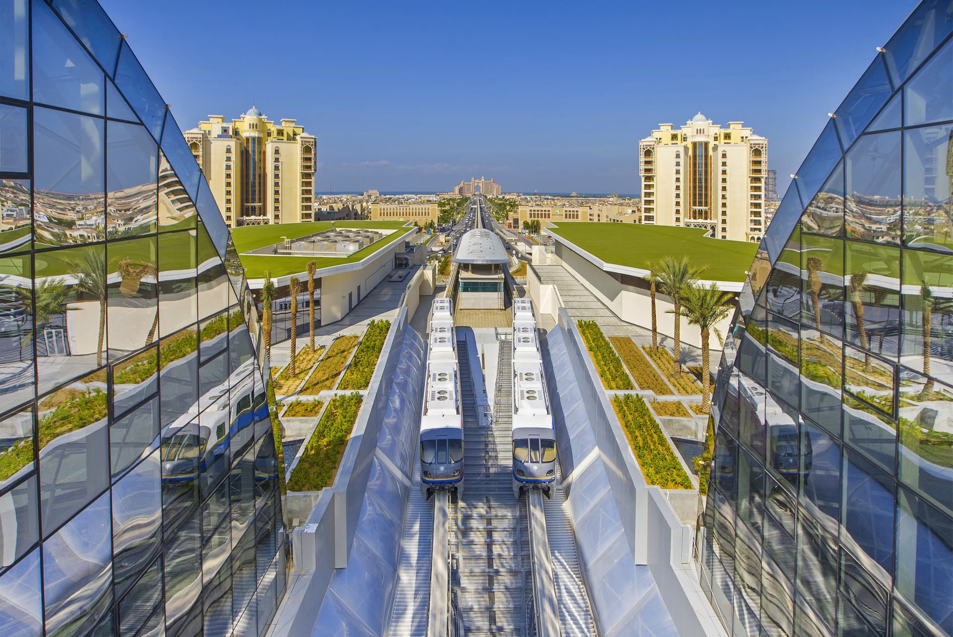 The Palm Monorail Dubai - სურათი 4
