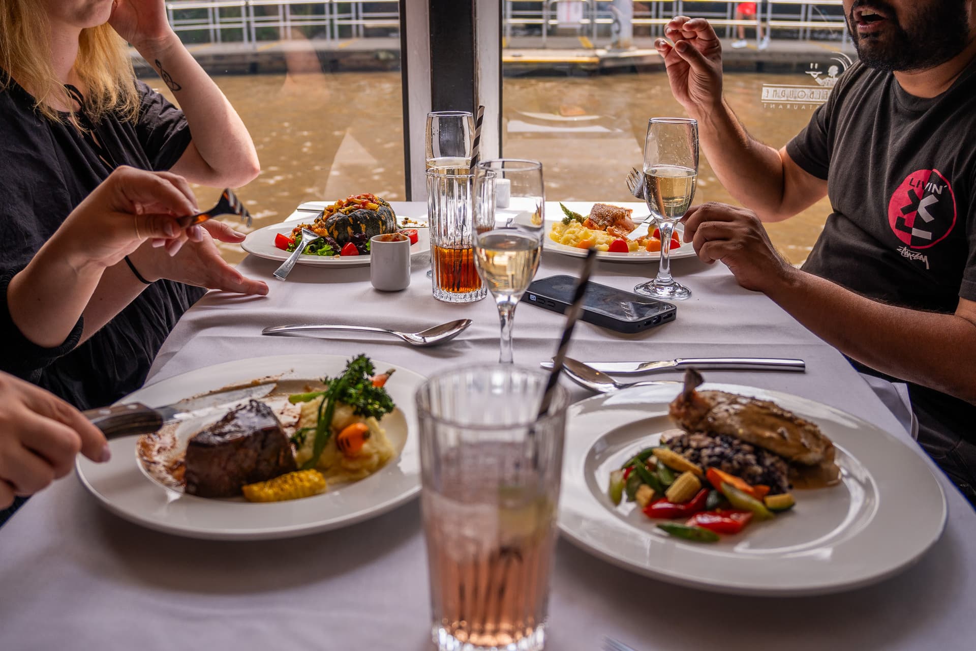 Spirit of Melbourne Lunch Cruise on the Yarra River - სურათი 2