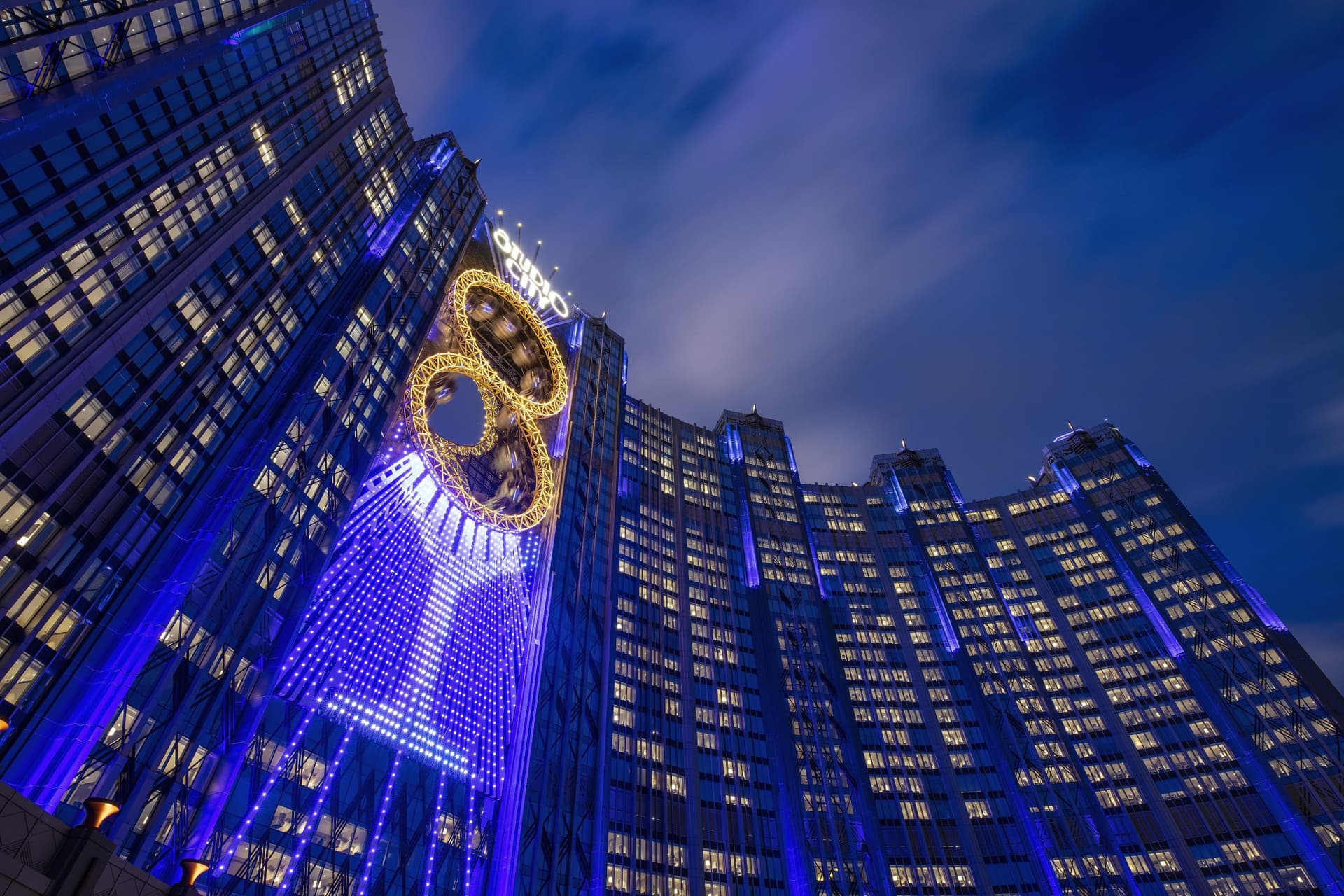 Studio City Macau Golden Reel Ferris Wheel - სურათი 11