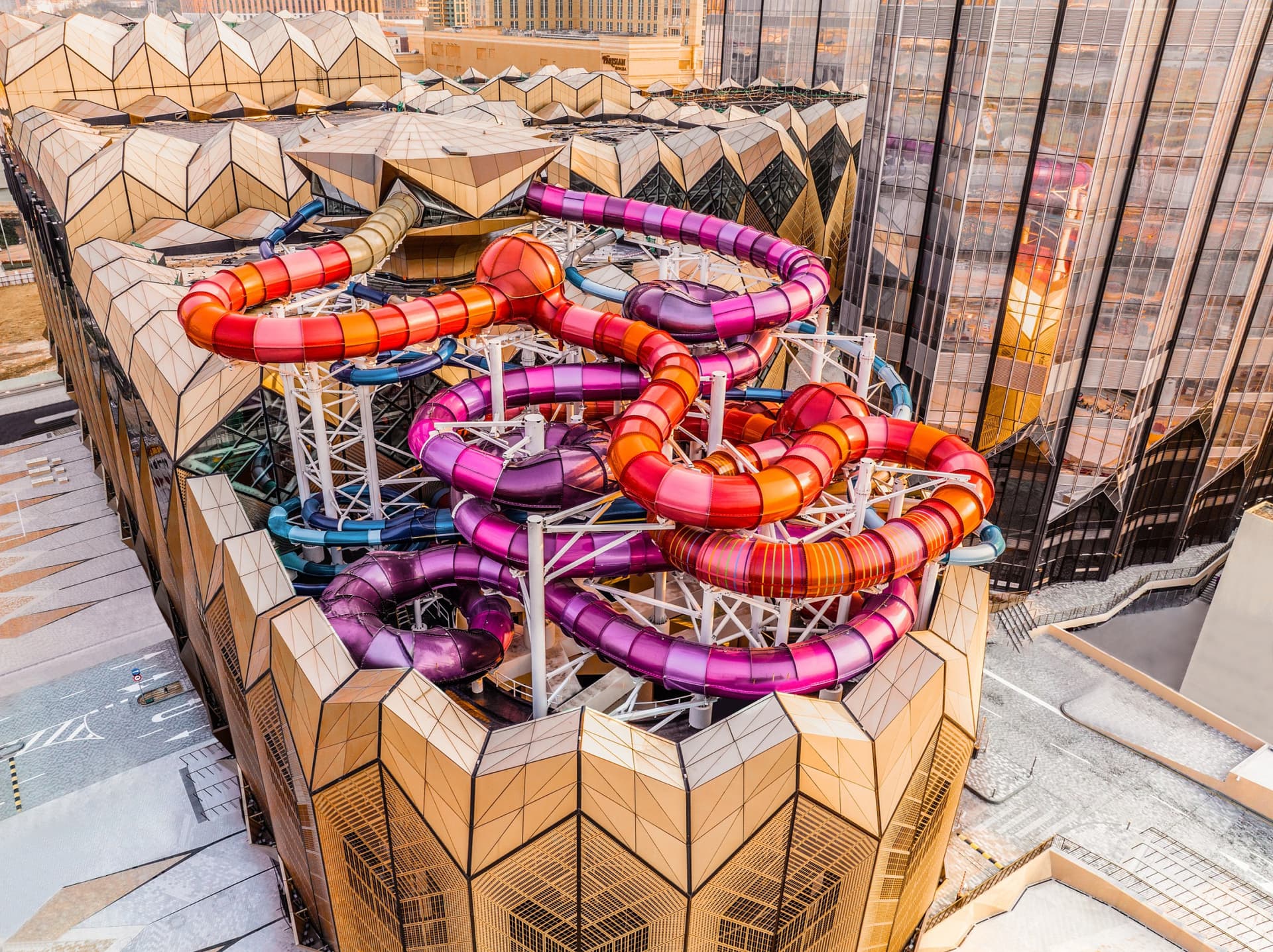 Studio City Water Park - სურათი 28
