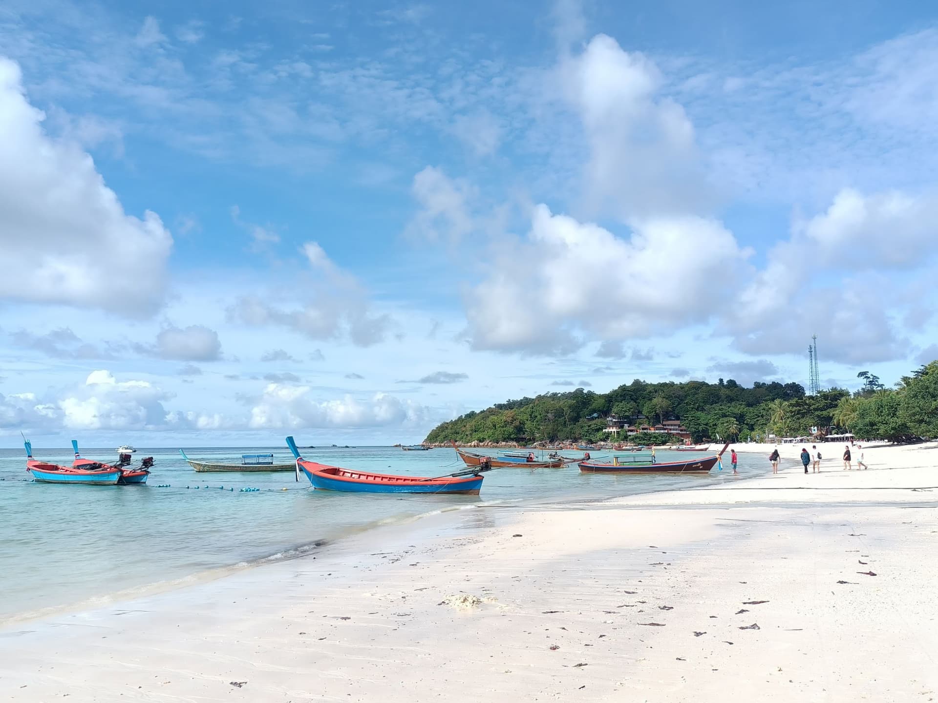 Ferry Ticket between Koh Lipe and Telaga Harbour Langkawi - სურათი 8