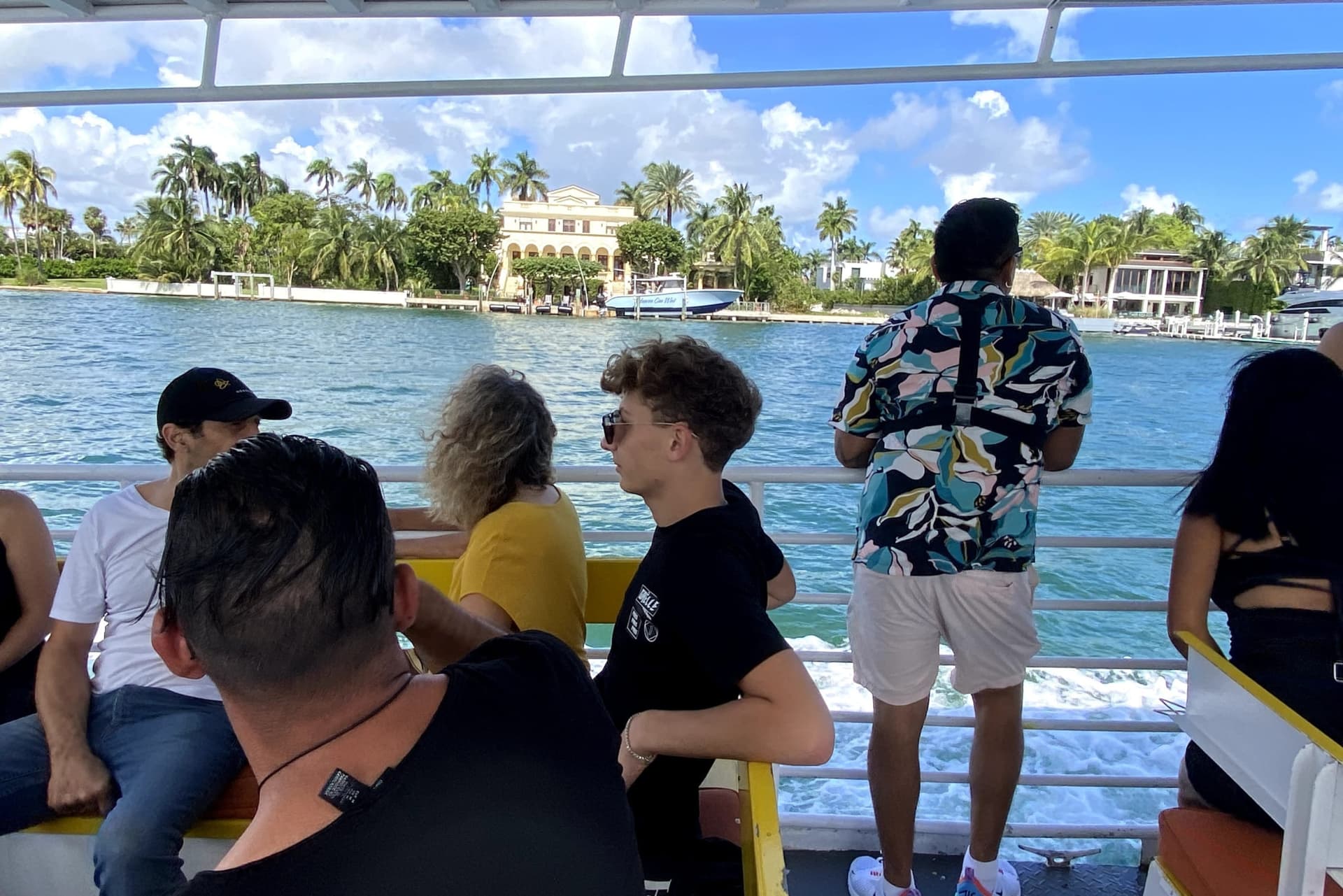 Water Taxi between Bayside Marketplace & South Beach - სურათი 12