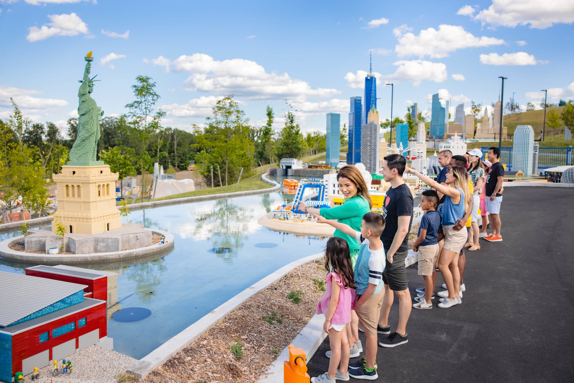 LEGOLAND New York Theme Park Admission - სურათი 2