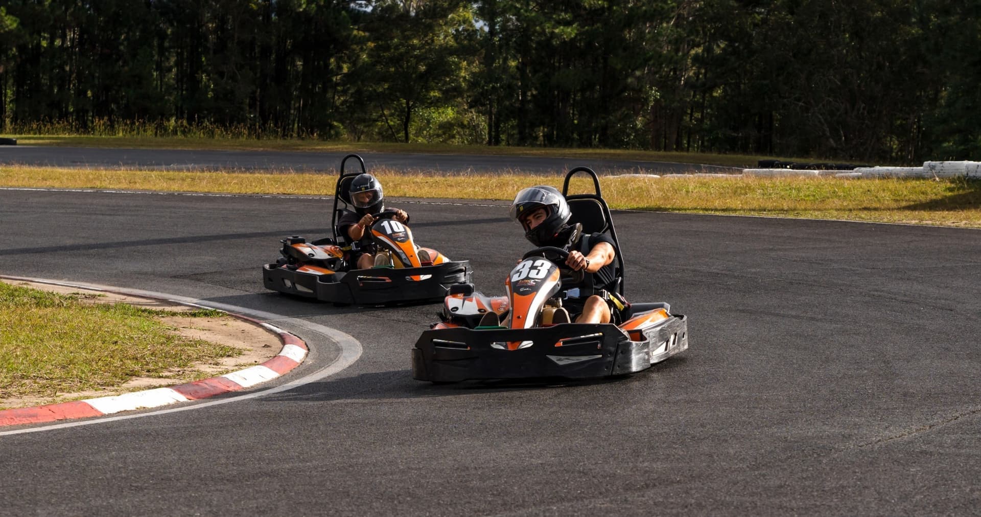 Go Karting - მთავარი სურათი