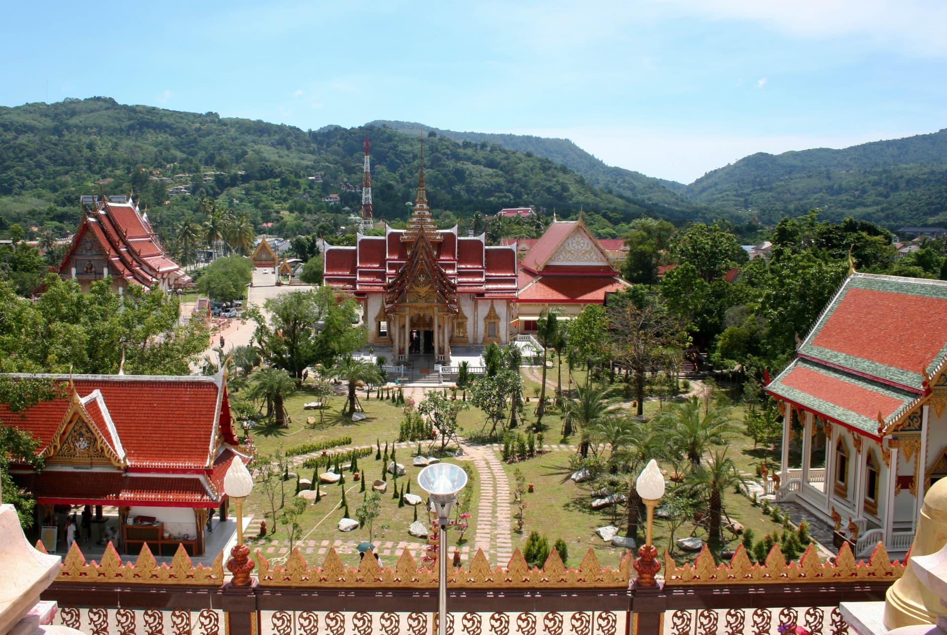 Phuket City Half-Day Tour: Wat Chalong, Big Buddha, Karon Viewpoint, Old Phuket Town - სურათი 6