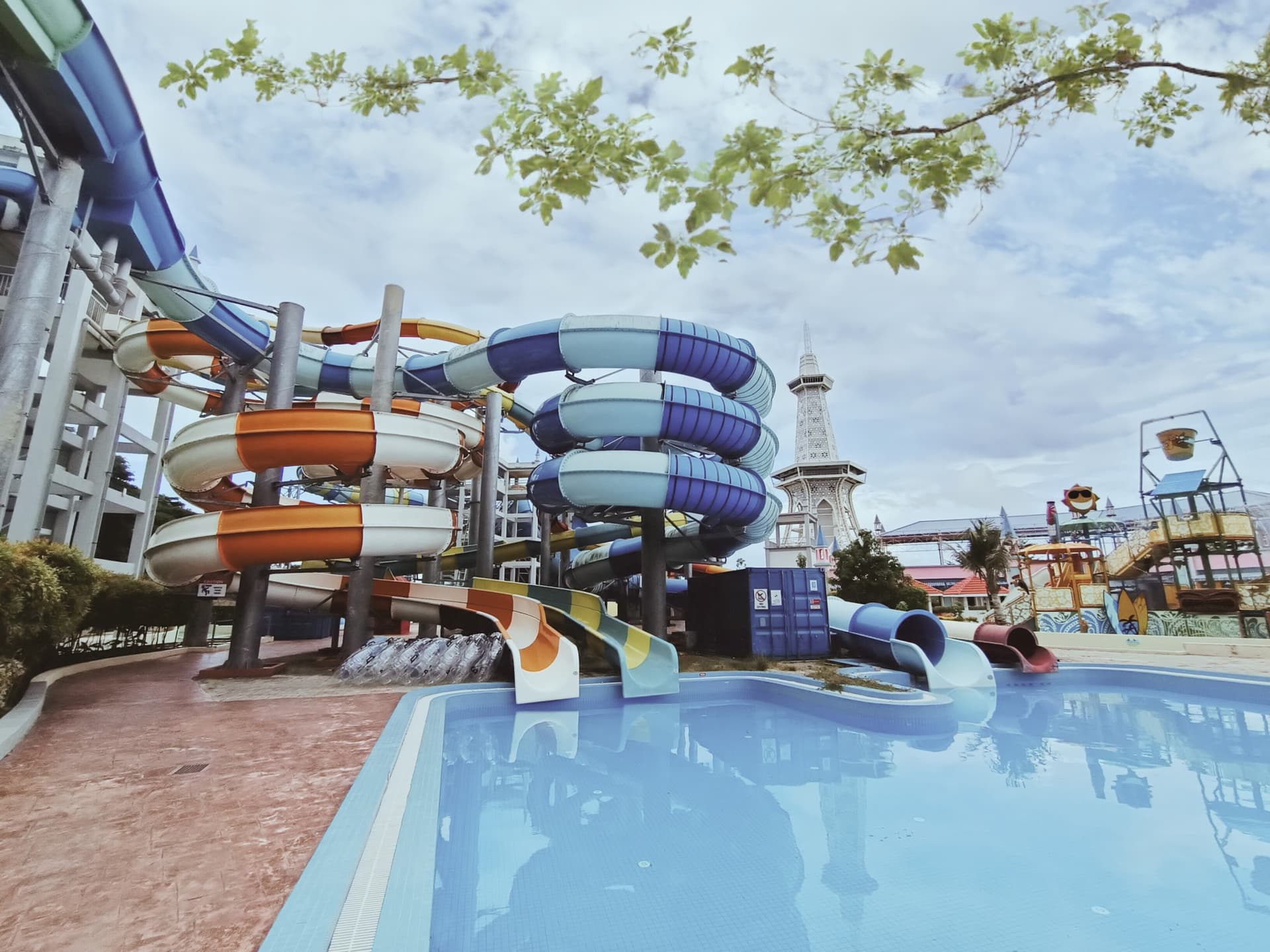 Splash Out Langkawi Waterpark - სურათი 7