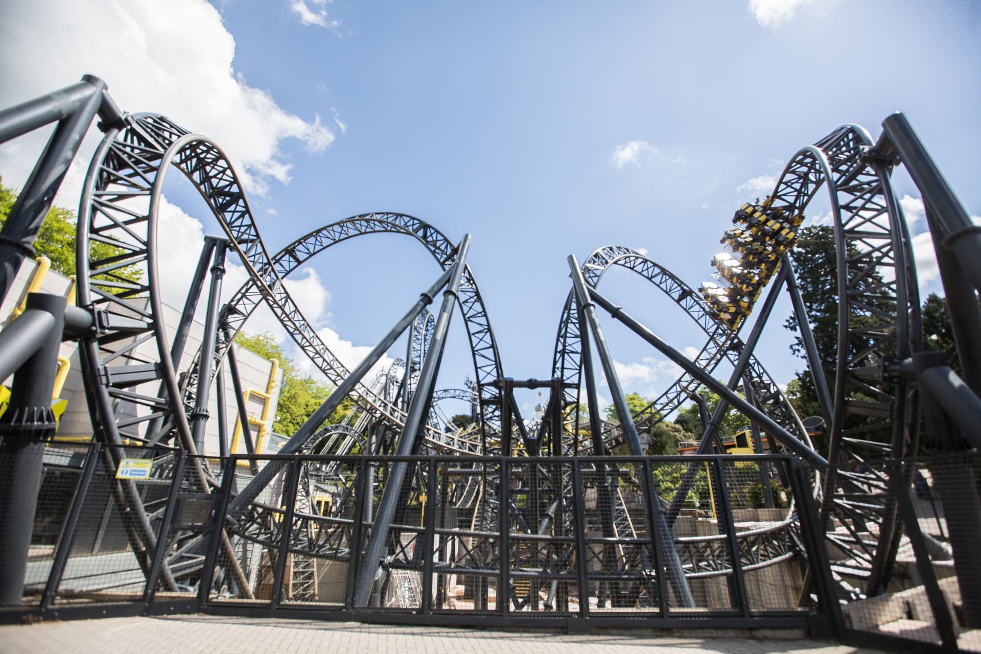 Alton Towers Ticket - სურათი 8